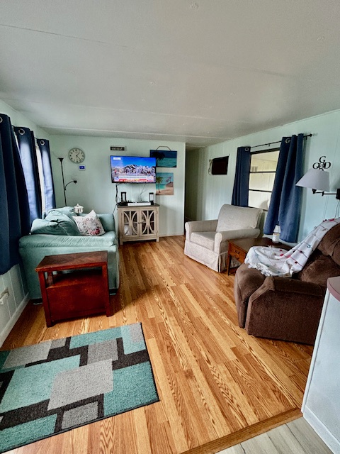 2346 Druid Rd, Lot 1411, Clearwater, Florida 33764, 2 Bedrooms Bedrooms, ,1 BathroomBathrooms,55-Plus Mobile Home,For Sale,Druid Rd, Lot 1411,4672