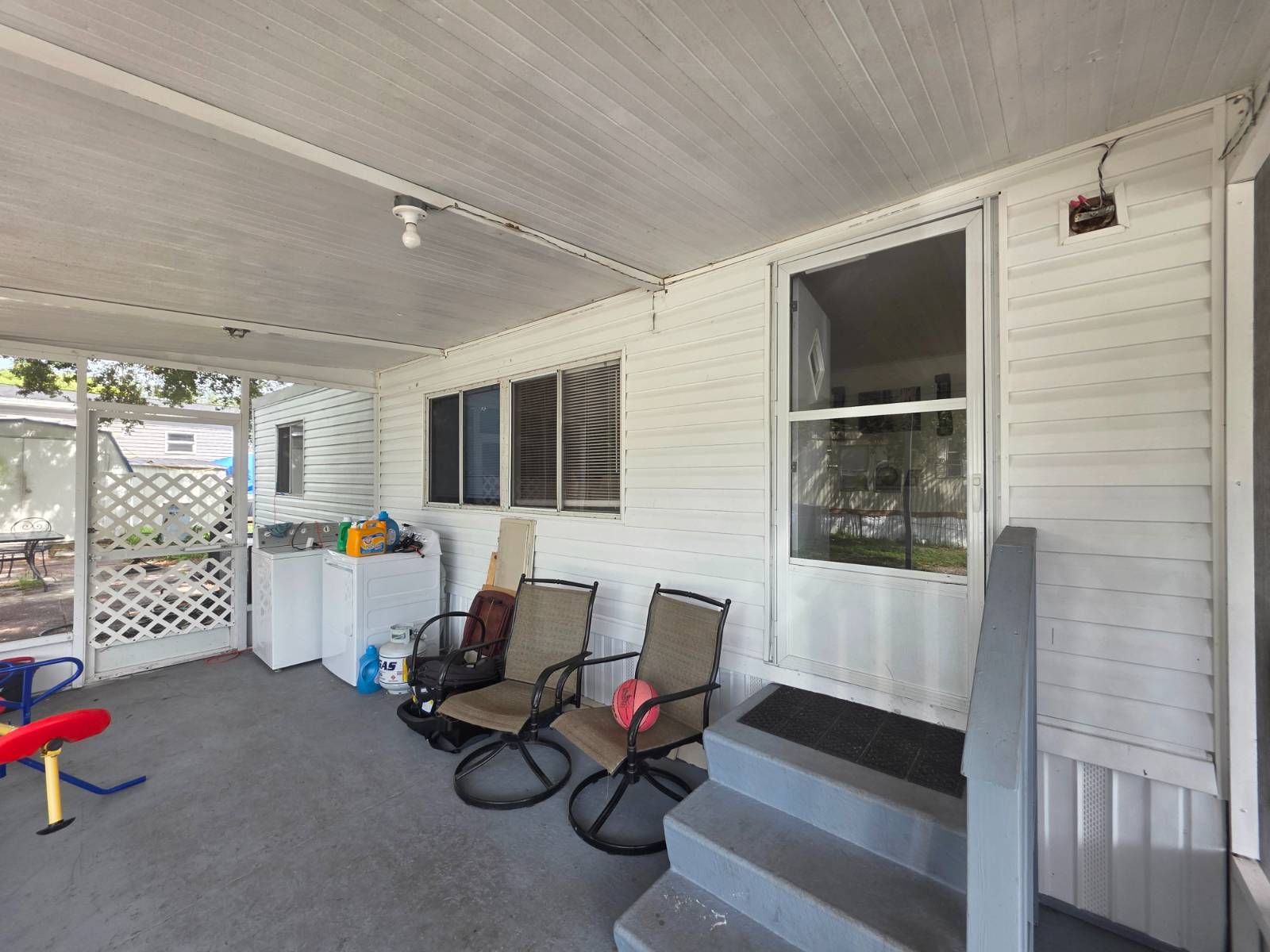 4519 Green Palm Ln, Lot 558, Tampa, Florida 33610, 3 Bedrooms Bedrooms, ,2 BathroomsBathrooms,All - Age Mobile Home,For Sale,Green Palm Ln, Lot 558,4675