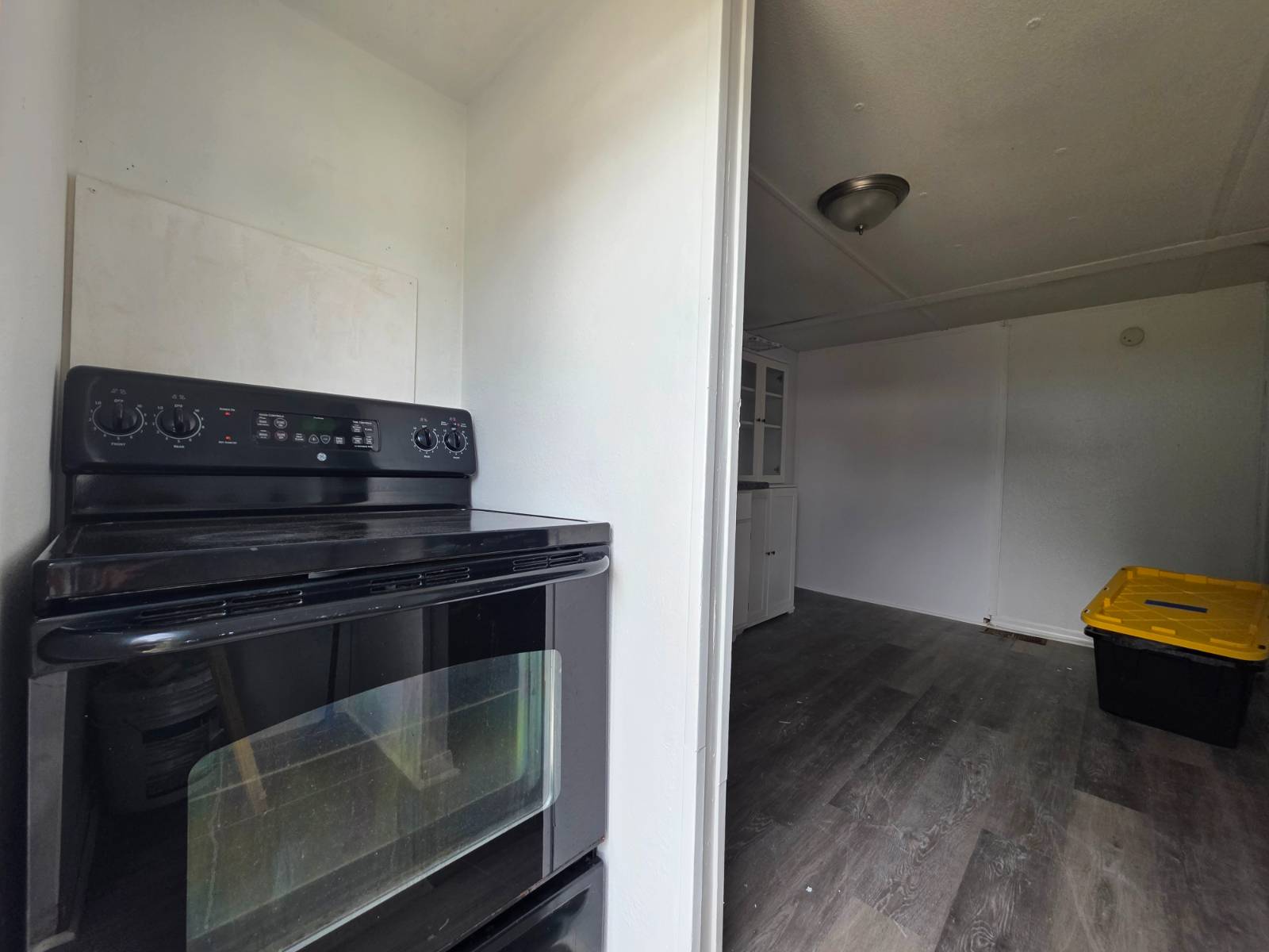 4519 Green Palm Ln, Lot 558, Tampa, Florida 33610, 3 Bedrooms Bedrooms, ,2 BathroomsBathrooms,All - Age Mobile Home,For Sale,Green Palm Ln, Lot 558,4675