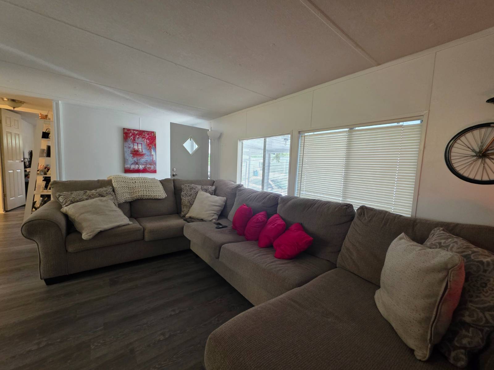 4519 Green Palm Ln, Lot 558, Tampa, Florida 33610, 3 Bedrooms Bedrooms, ,2 BathroomsBathrooms,All - Age Mobile Home,For Sale,Green Palm Ln, Lot 558,4675