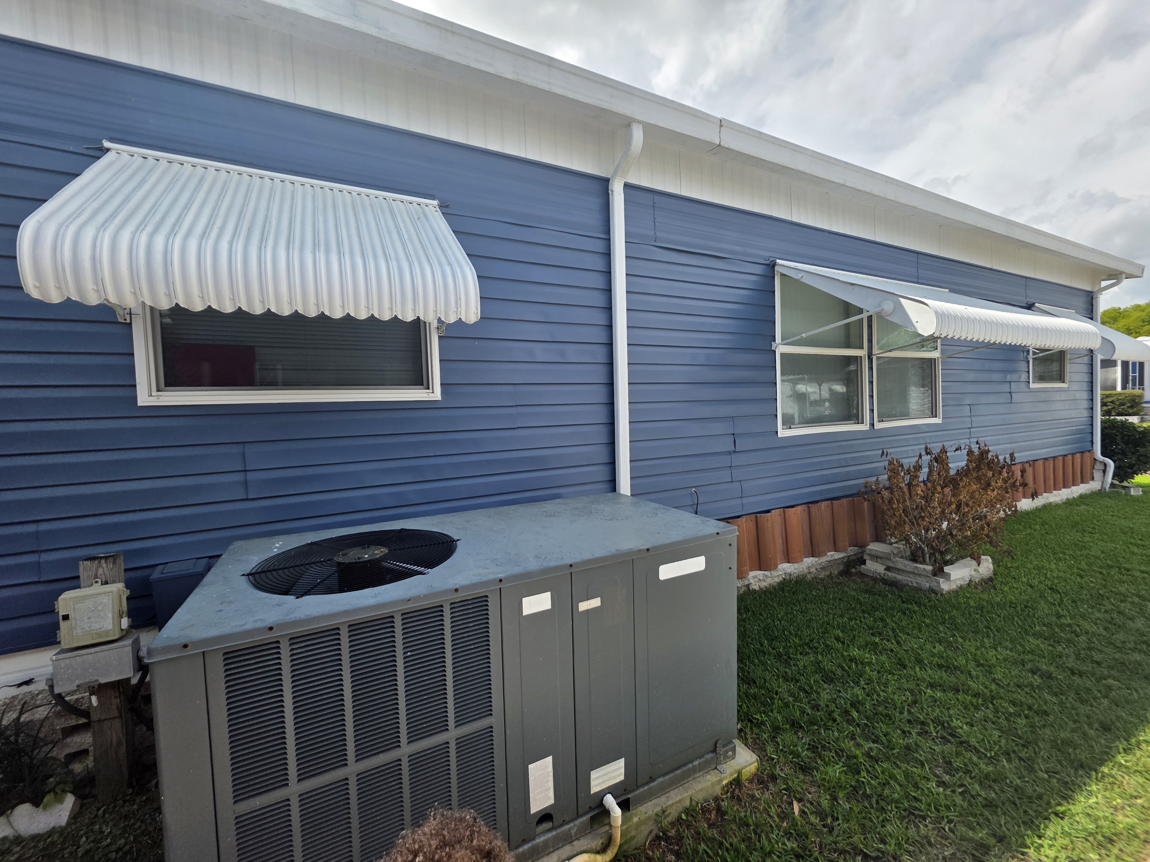 620 Mario Trl, Lakeland, Florida 33803, 2 Bedrooms Bedrooms, ,2 BathroomsBathrooms,55-Plus Mobile Home,For Sale,Mario Trl,4676