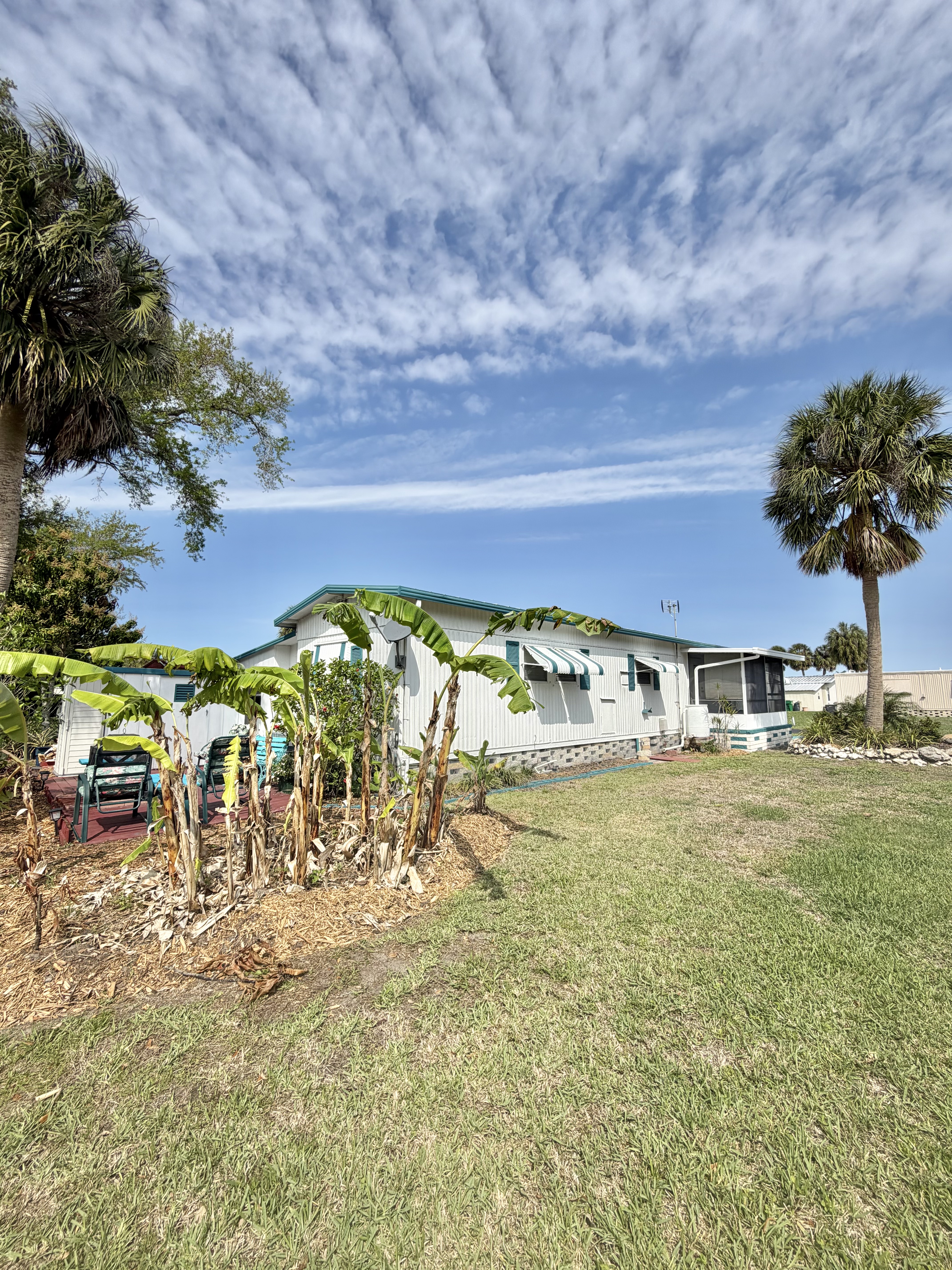 751 10th St E, Lot 153, Palmetto, Florida 34221, 2 Bedrooms Bedrooms, ,2 BathroomsBathrooms,55-Plus Mobile Home,For Sale,10th St E, Lot 153,4678