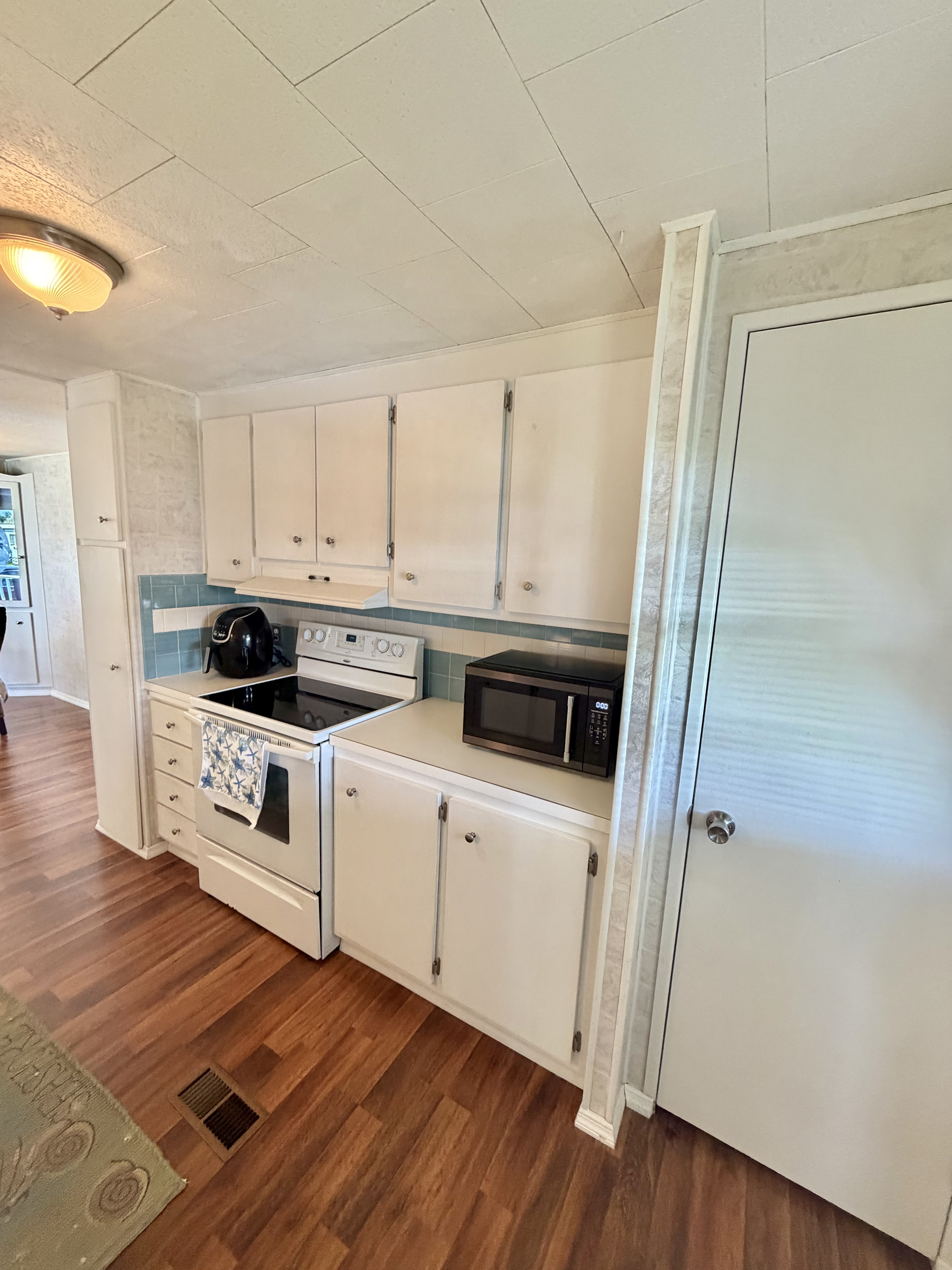 751 10th St E, Lot 310, Palmetto, Florida 34221, 2 Bedrooms Bedrooms, ,2 BathroomsBathrooms,55-Plus Mobile Home,For Sale,10th St E, Lot 310,4680
