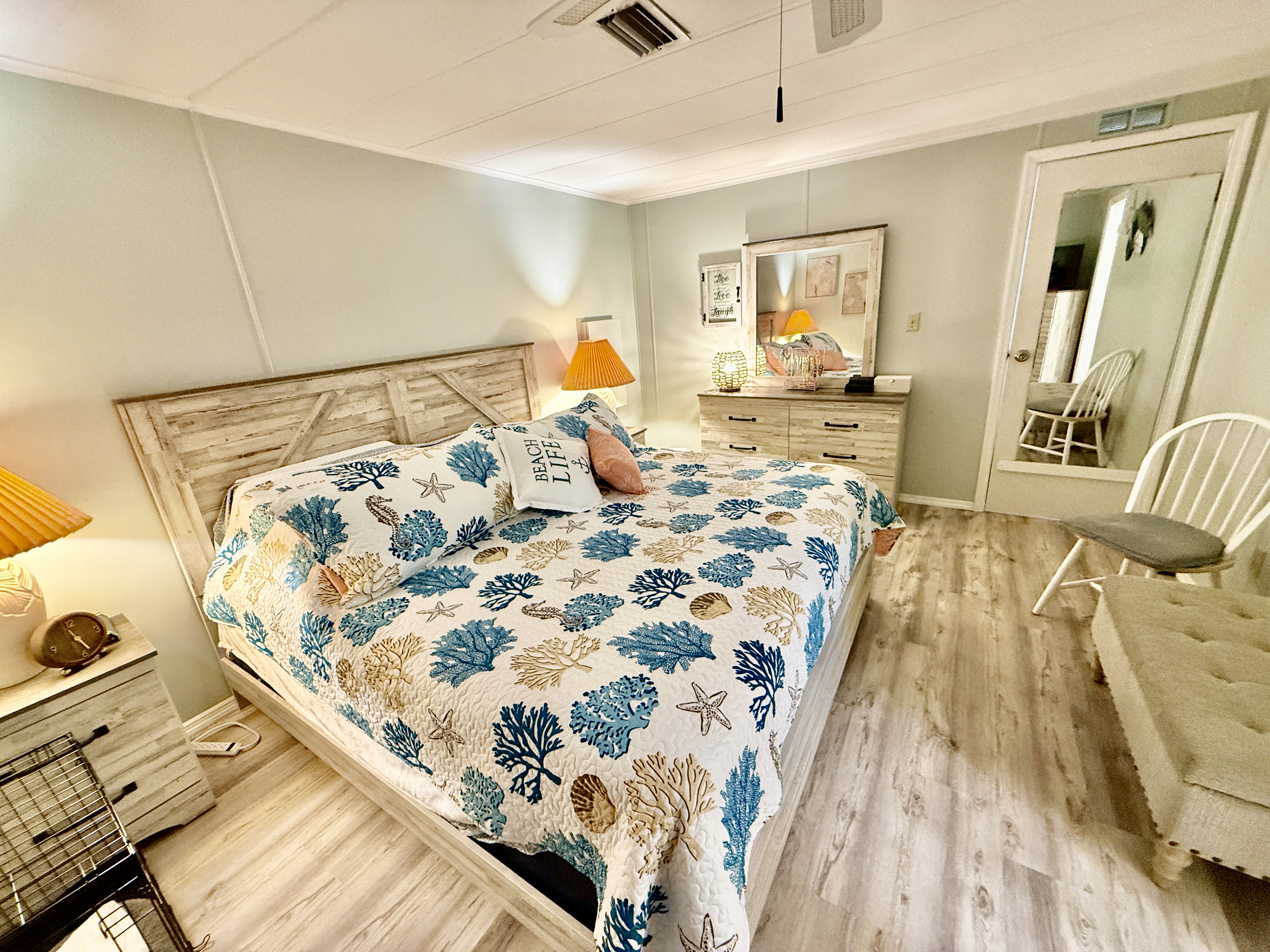 659 Poinsettia Dr, Largo, Florida 33770, 2 Bedrooms Bedrooms, ,2 BathroomsBathrooms,55-Plus Mobile Home,For Sale,Poinsettia Dr,4681