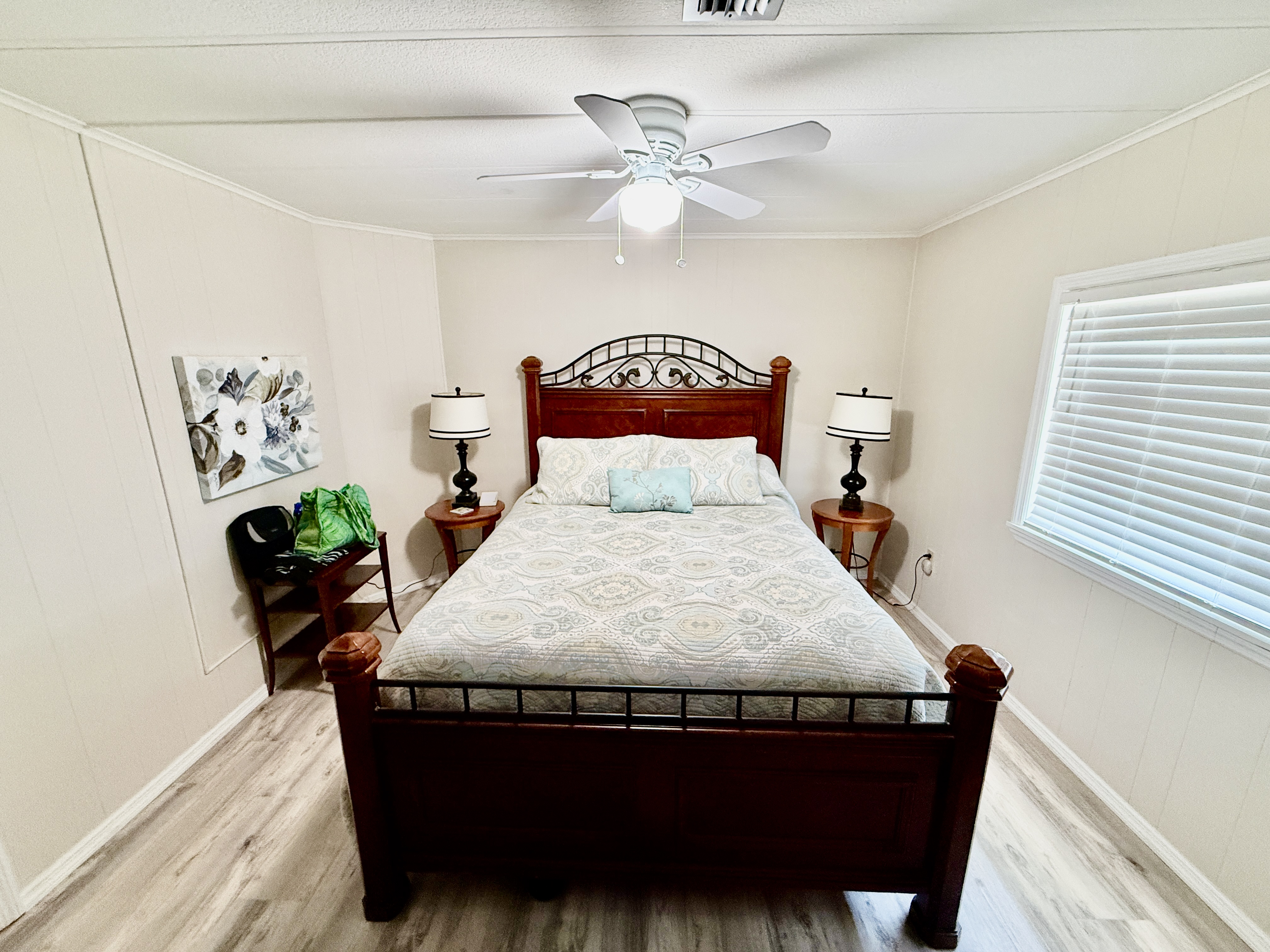 659 Poinsettia Dr, Largo, Florida 33770, 2 Bedrooms Bedrooms, ,2 BathroomsBathrooms,55-Plus Mobile Home,For Sale,Poinsettia Dr,4681