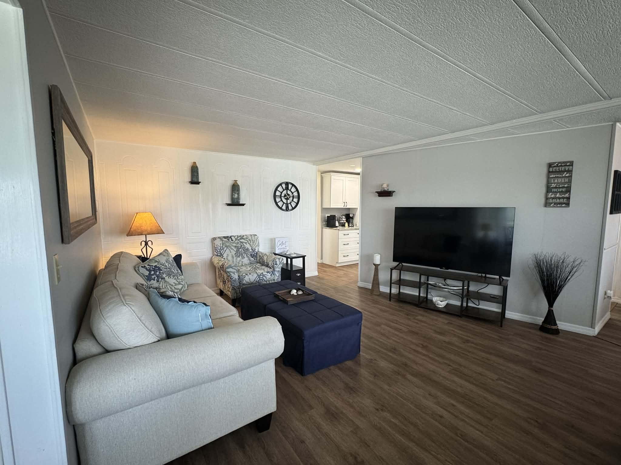 4011 Countryside Dr, Ellenton, Florida 34222, 2 Bedrooms Bedrooms, ,2 BathroomsBathrooms,55-Plus Mobile Home,For Sale,Countryside Dr,4687