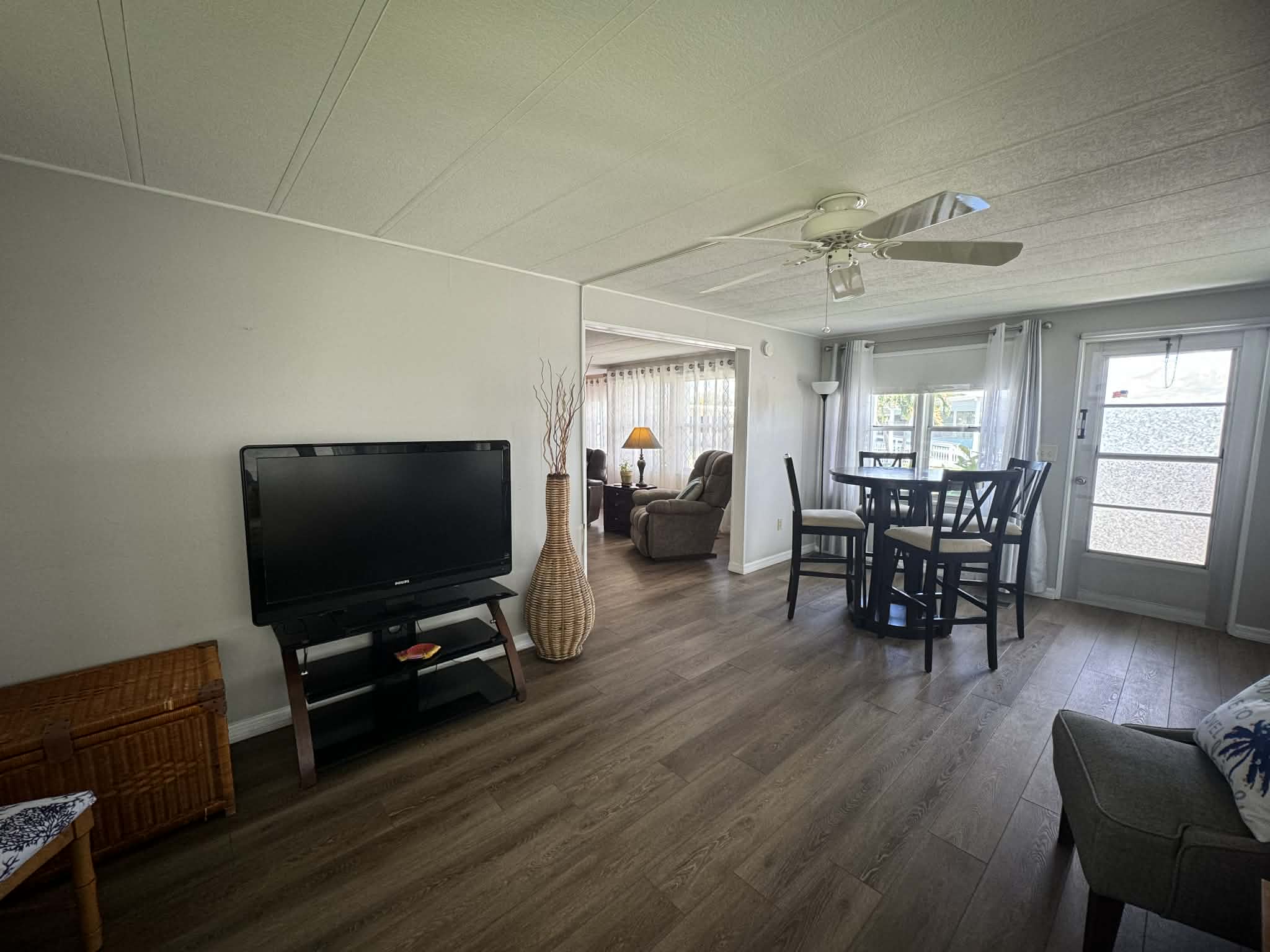 4011 Countryside Dr, Ellenton, Florida 34222, 2 Bedrooms Bedrooms, ,2 BathroomsBathrooms,55-Plus Mobile Home,For Sale,Countryside Dr,4687