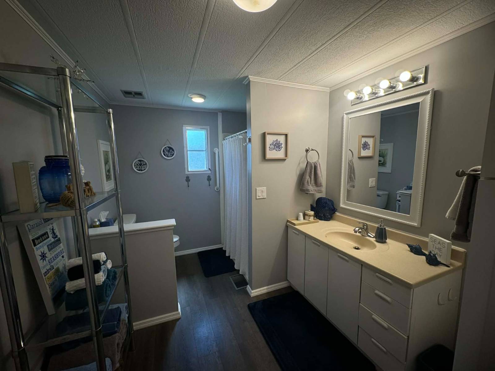 4011 Countryside Dr, Ellenton, Florida 34222, 2 Bedrooms Bedrooms, ,2 BathroomsBathrooms,55-Plus Mobile Home,For Sale,Countryside Dr,4687