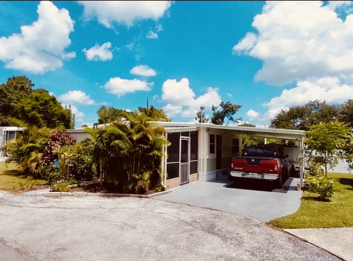 2701 34th Street North, Lot 554, St. Petersburg, Florida 33713, 2 Bedrooms Bedrooms, ,1 BathroomBathrooms,55-Plus Mobile Home,For Sale,34th Street North, Lot 554,4693