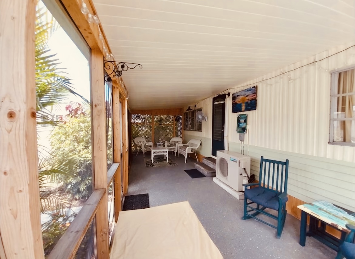 2701 34th Street North, Lot 554, St. Petersburg, Florida 33713, 2 Bedrooms Bedrooms, ,1 BathroomBathrooms,55-Plus Mobile Home,For Sale,34th Street North, Lot 554,4693