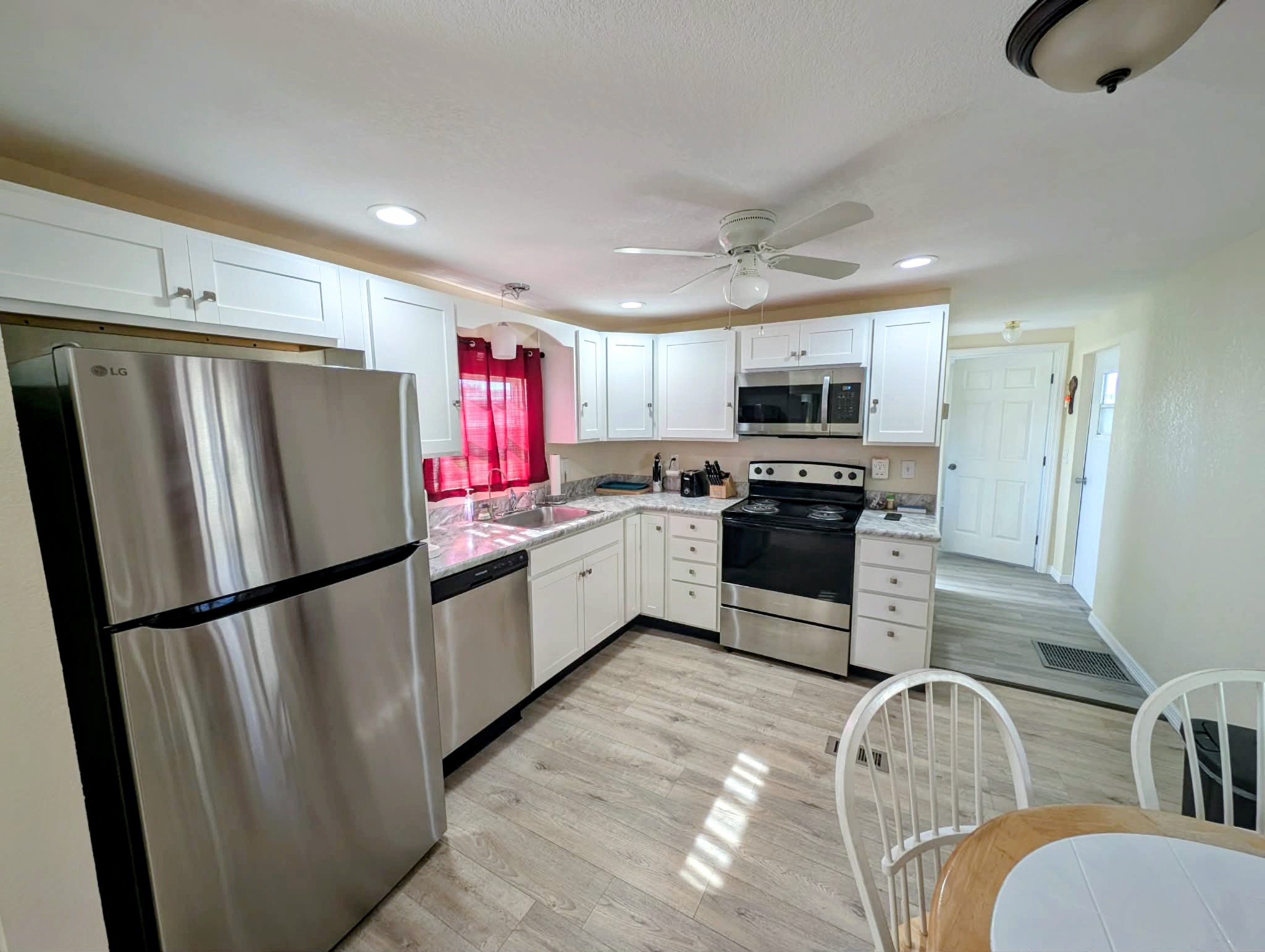 2525 Gulf City Rd, Lot 102, Ruskin, Florida 33570, 2 Bedrooms Bedrooms, ,2 BathroomsBathrooms,55-Plus Mobile Home,For Sale,Gulf City Rd, Lot 102,4700