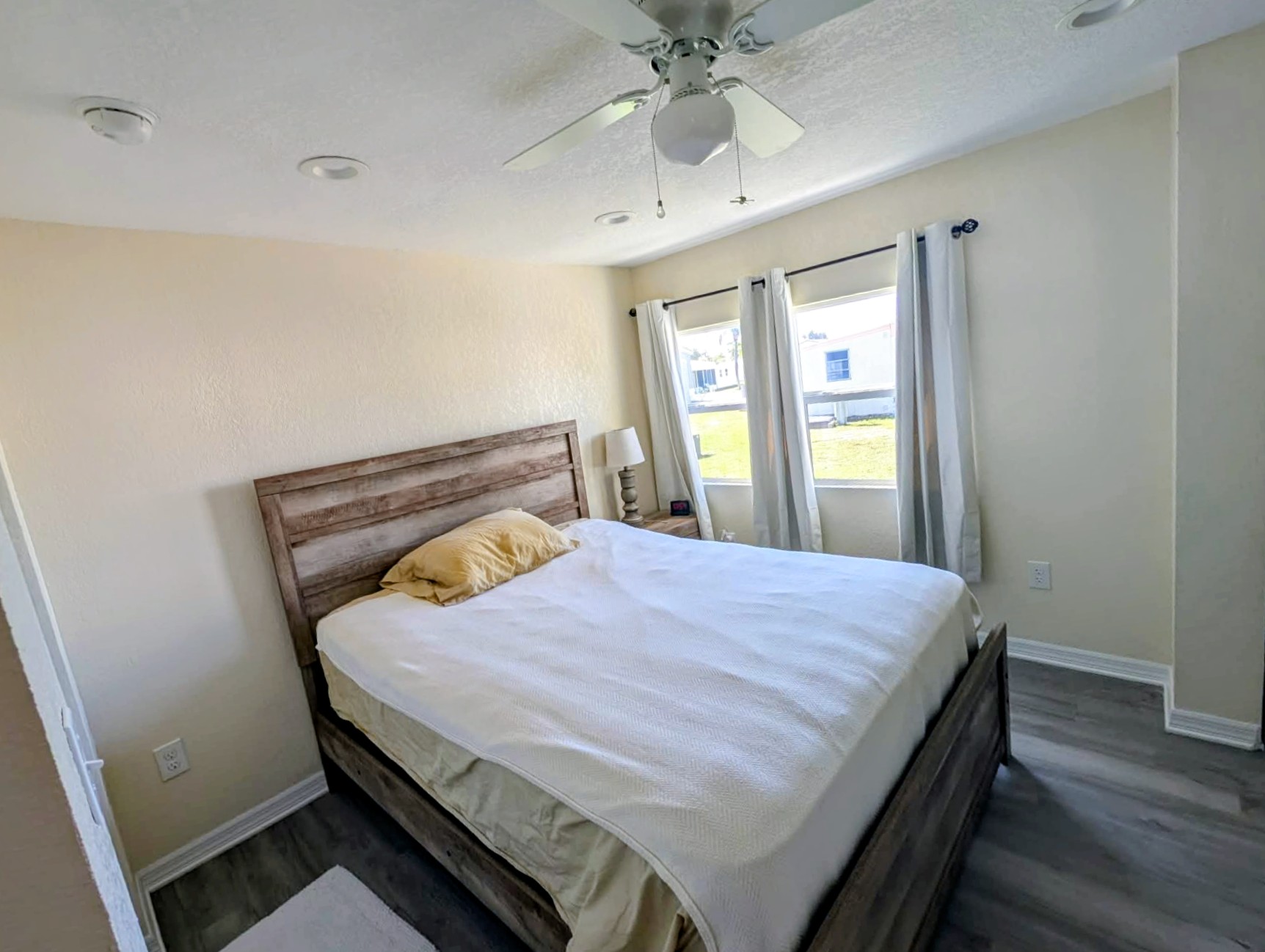 2525 Gulf City Rd, Lot 102, Ruskin, Florida 33570, 2 Bedrooms Bedrooms, ,2 BathroomsBathrooms,55-Plus Mobile Home,For Sale,Gulf City Rd, Lot 102,4700