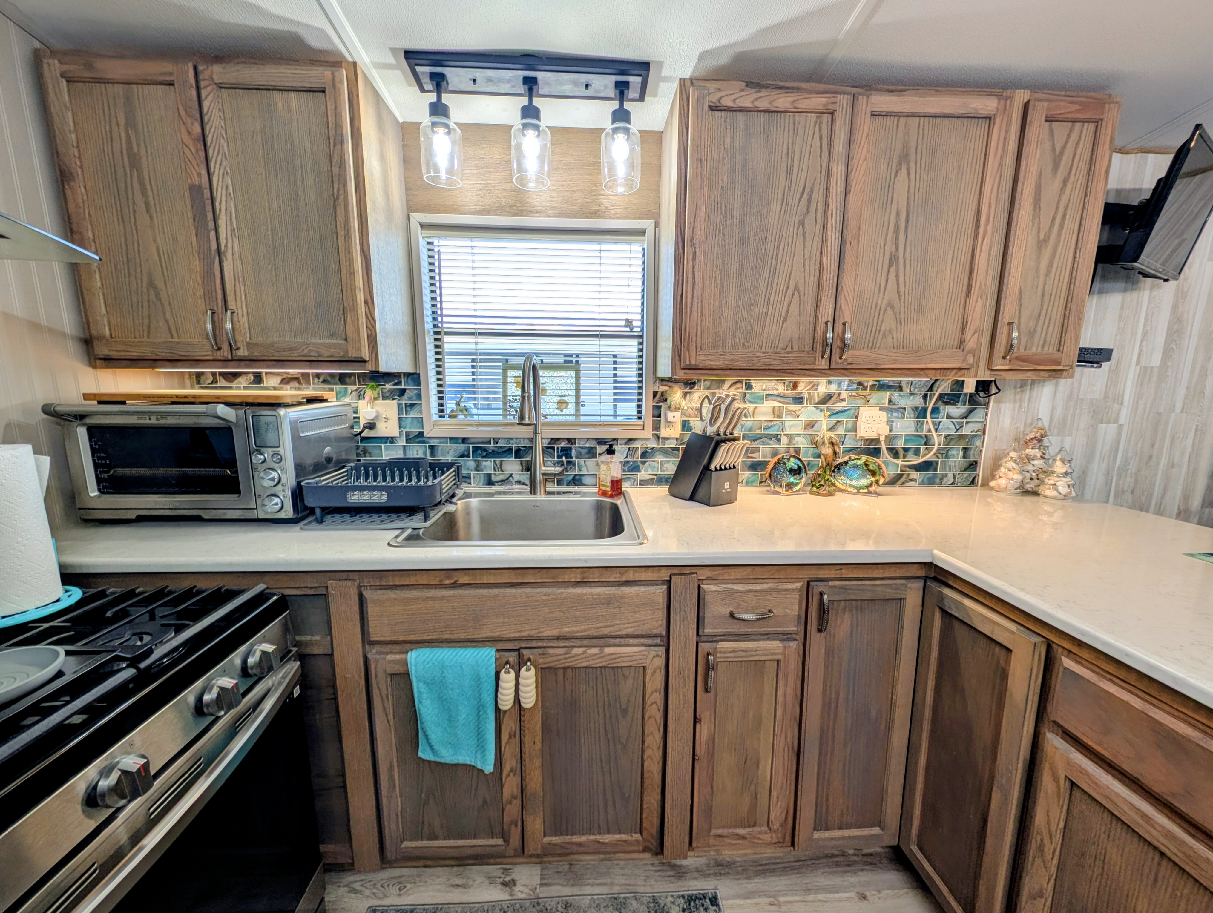 2206 Chaney Dr, Lot 442, Ruskin, Florida 33570, 2 Bedrooms Bedrooms, ,1.5 BathroomsBathrooms,55-Plus Mobile Home,For Sale,Chaney Dr, Lot 442,4701