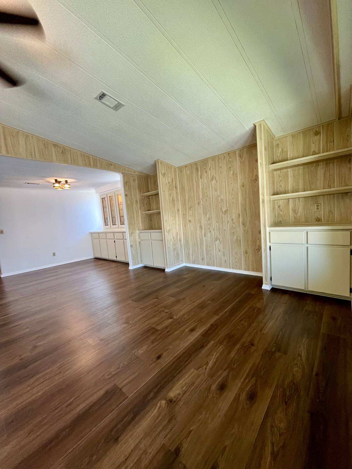 5700 Bayshore Rd, Lot 538, Palmetto, Florida 34221, 2 Bedrooms Bedrooms, ,2 BathroomsBathrooms,55-Plus Mobile Home,For Sale,Bayshore Rd, Lot 538,4707