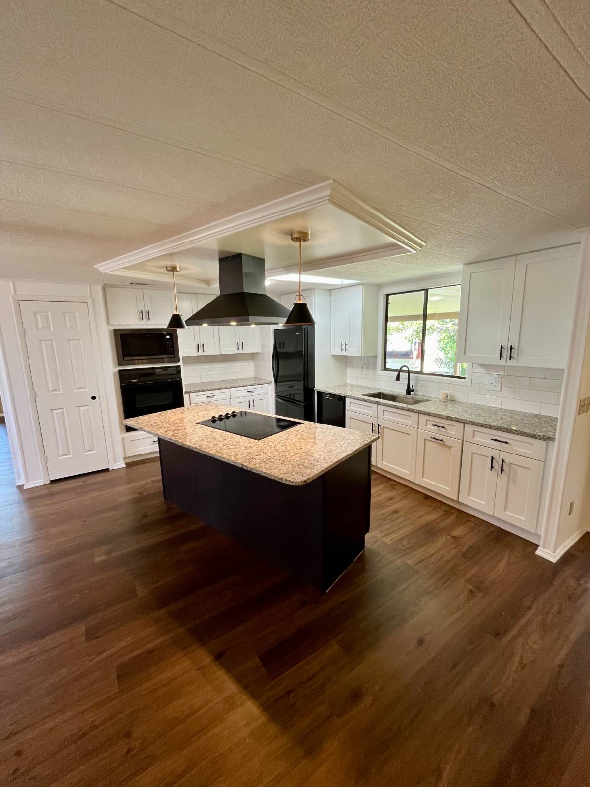 5700 Bayshore Rd, Lot 538, Palmetto, Florida 34221, 2 Bedrooms Bedrooms, ,2 BathroomsBathrooms,55-Plus Mobile Home,For Sale,Bayshore Rd, Lot 538,4707