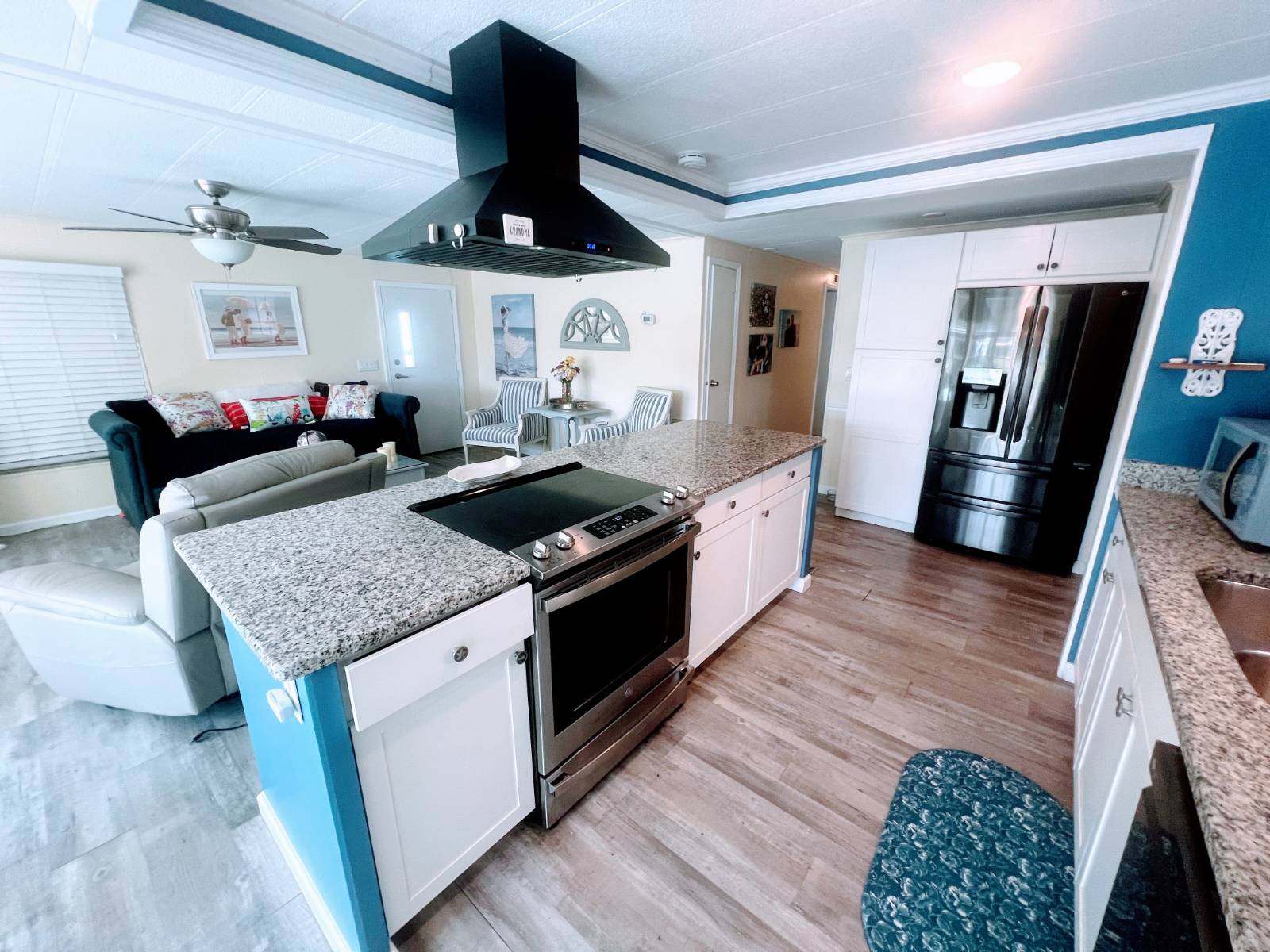 12100 Seminole Blvd, Lot 285, Largo, Florida 33778, 2 Bedrooms Bedrooms, ,2 BathroomsBathrooms,55-Plus Mobile Home,For Sale,Seminole Blvd, Lot 285,4709