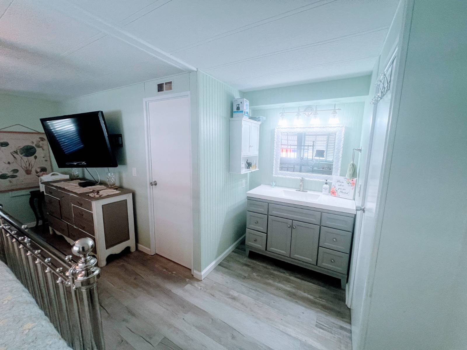 12100 Seminole Blvd, Lot 285, Largo, Florida 33778, 2 Bedrooms Bedrooms, ,2 BathroomsBathrooms,55-Plus Mobile Home,For Sale,Seminole Blvd, Lot 285,4709