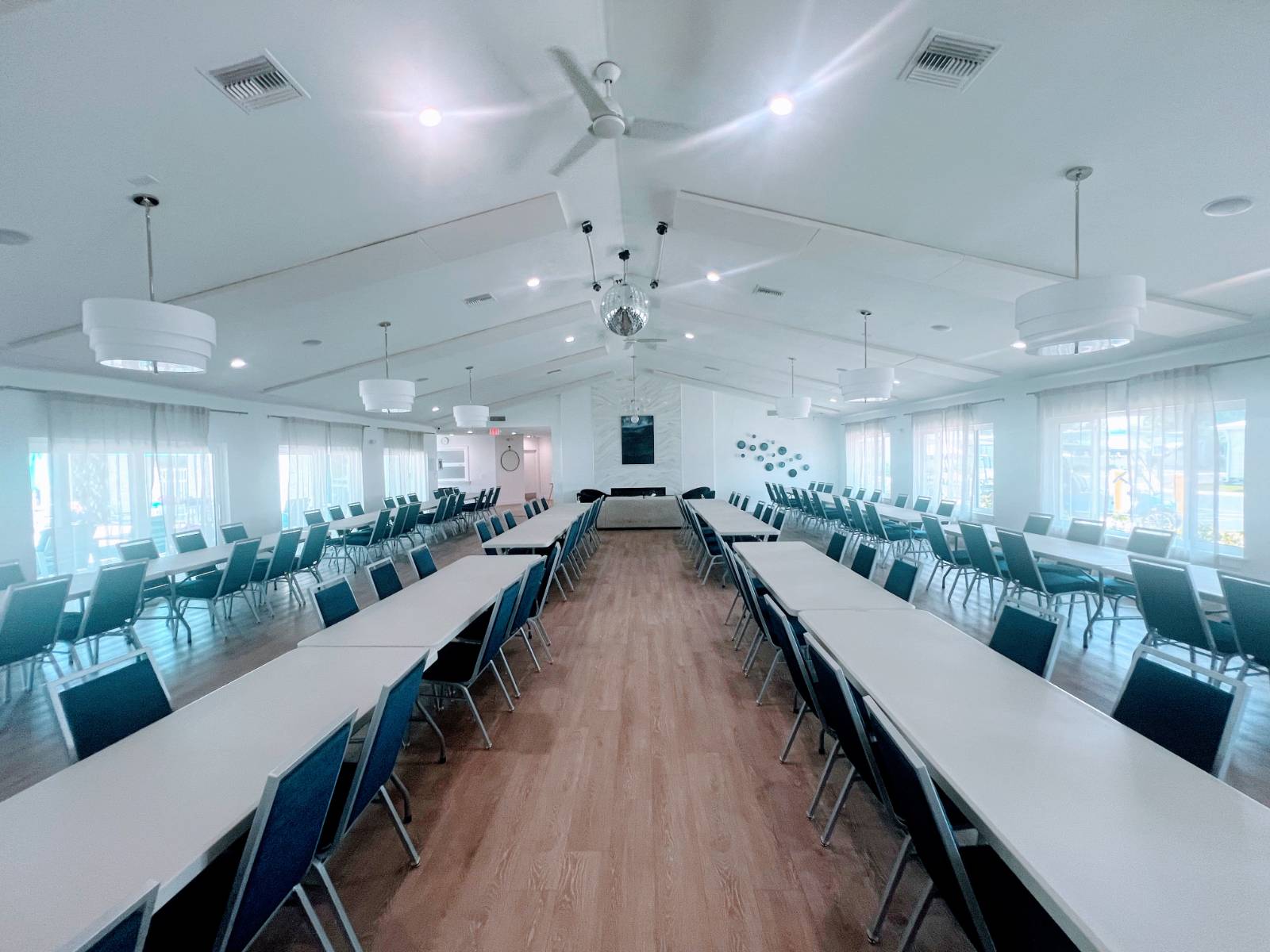 12100 Seminole Blvd, Lot 285, Largo, Florida 33778, 2 Bedrooms Bedrooms, ,2 BathroomsBathrooms,55-Plus Mobile Home,For Sale,Seminole Blvd, Lot 285,4709