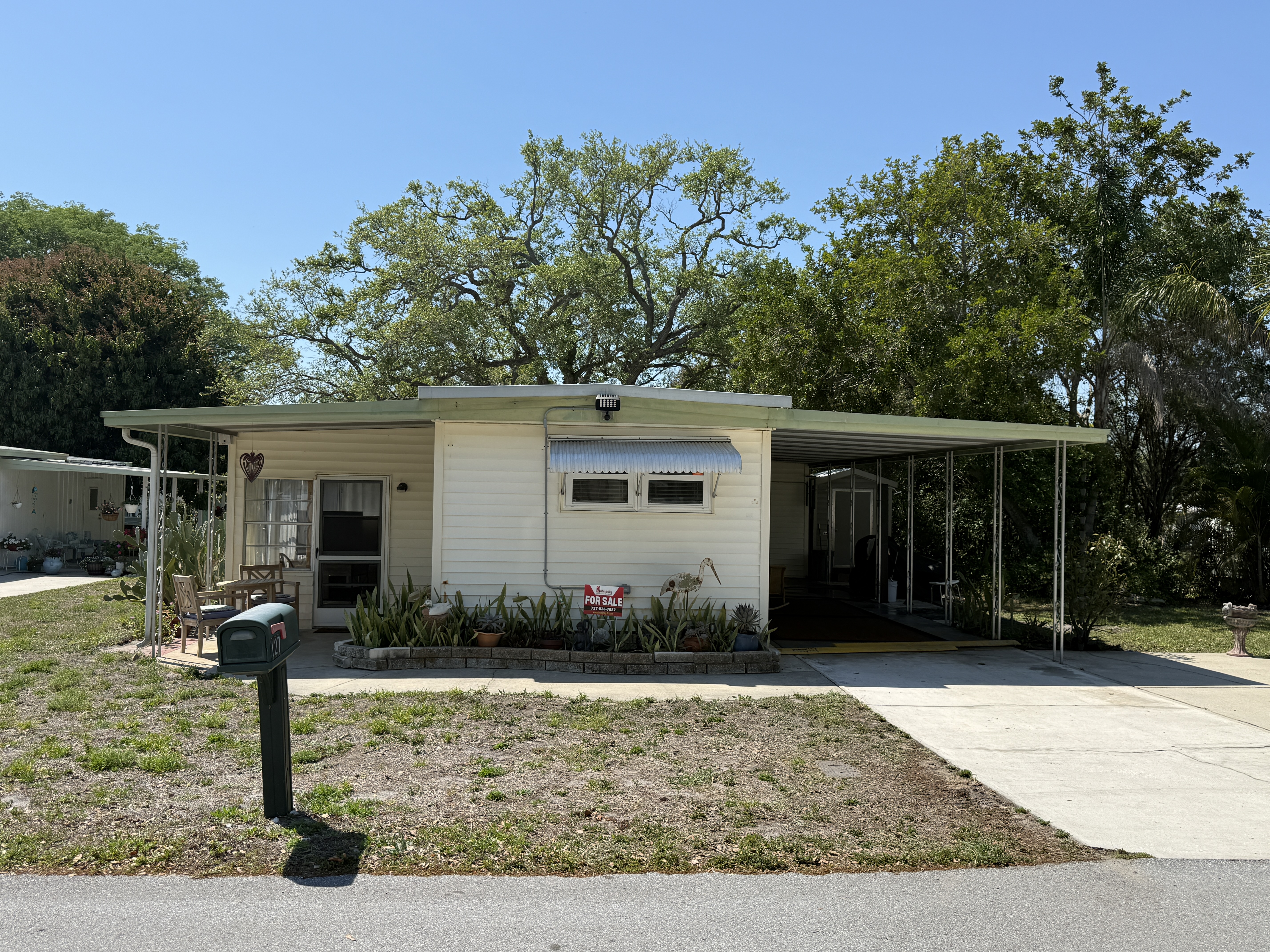 127 Aristides St, Dunedin, Florida 34698, 2 Bedrooms Bedrooms, ,1.5 BathroomsBathrooms,55-Plus Mobile Home,For Sale,Aristides St,4713