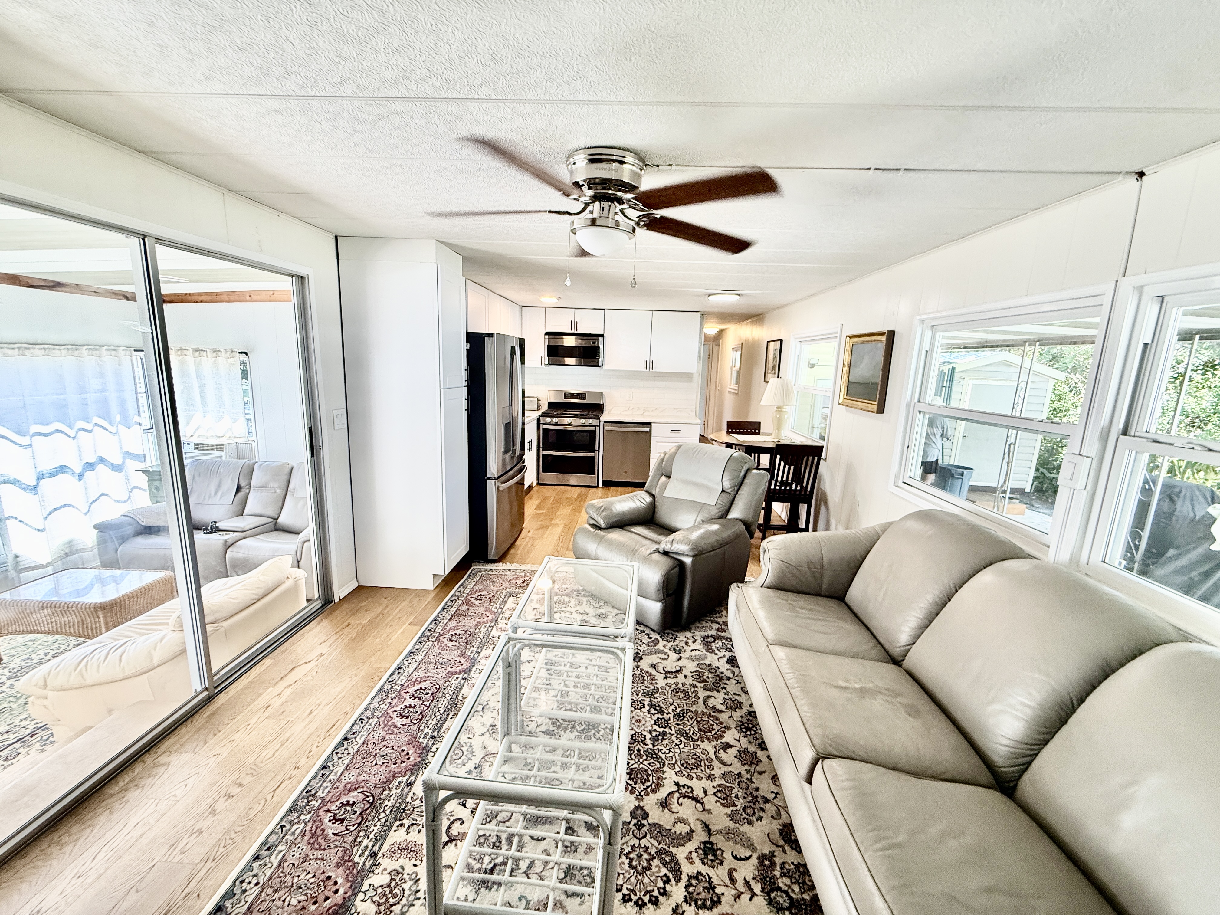 127 Aristides St, Dunedin, Florida 34698, 2 Bedrooms Bedrooms, ,1.5 BathroomsBathrooms,55-Plus Mobile Home,For Sale,Aristides St,4713