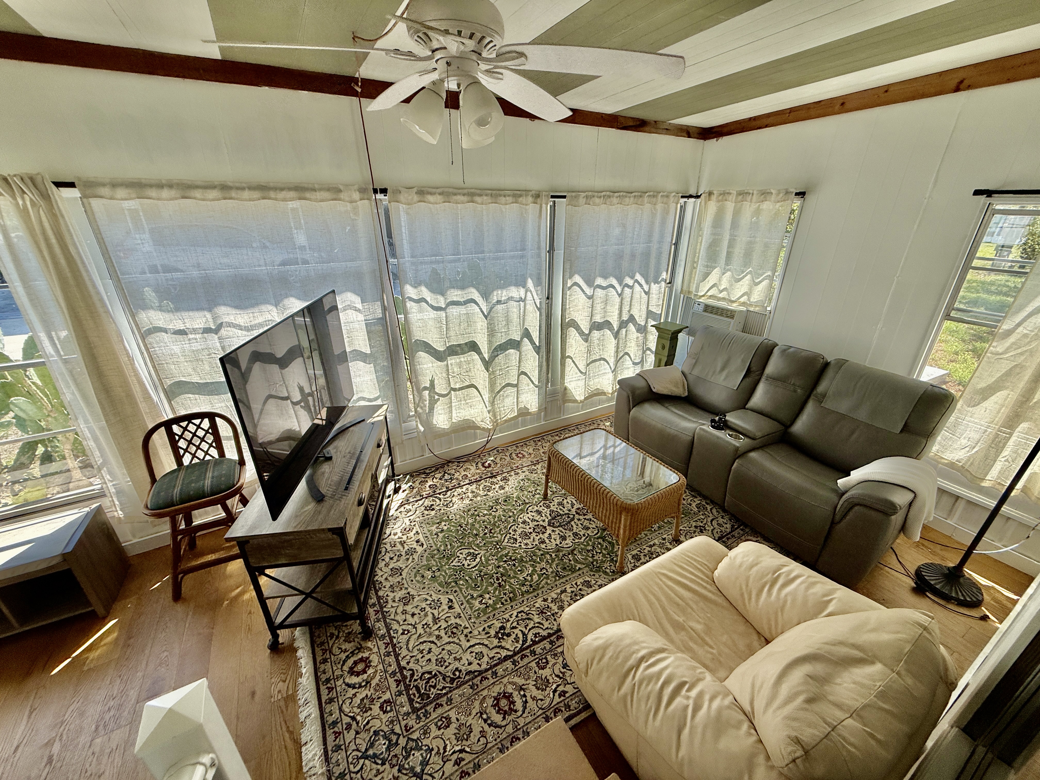 127 Aristides St, Dunedin, Florida 34698, 2 Bedrooms Bedrooms, ,1.5 BathroomsBathrooms,55-Plus Mobile Home,For Sale,Aristides St,4713