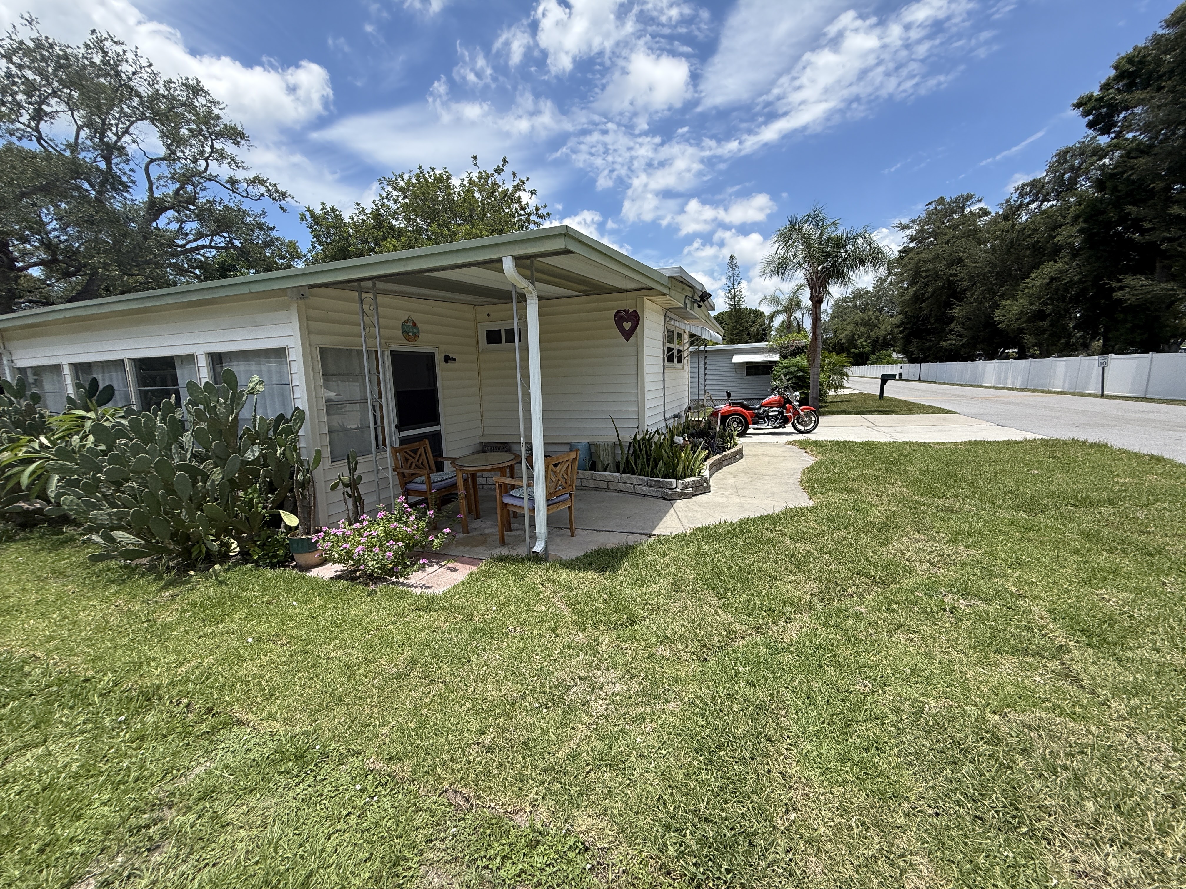 127 Aristides St, Dunedin, Florida 34698, 2 Bedrooms Bedrooms, ,1.5 BathroomsBathrooms,55-Plus Mobile Home,For Sale,Aristides St,4713