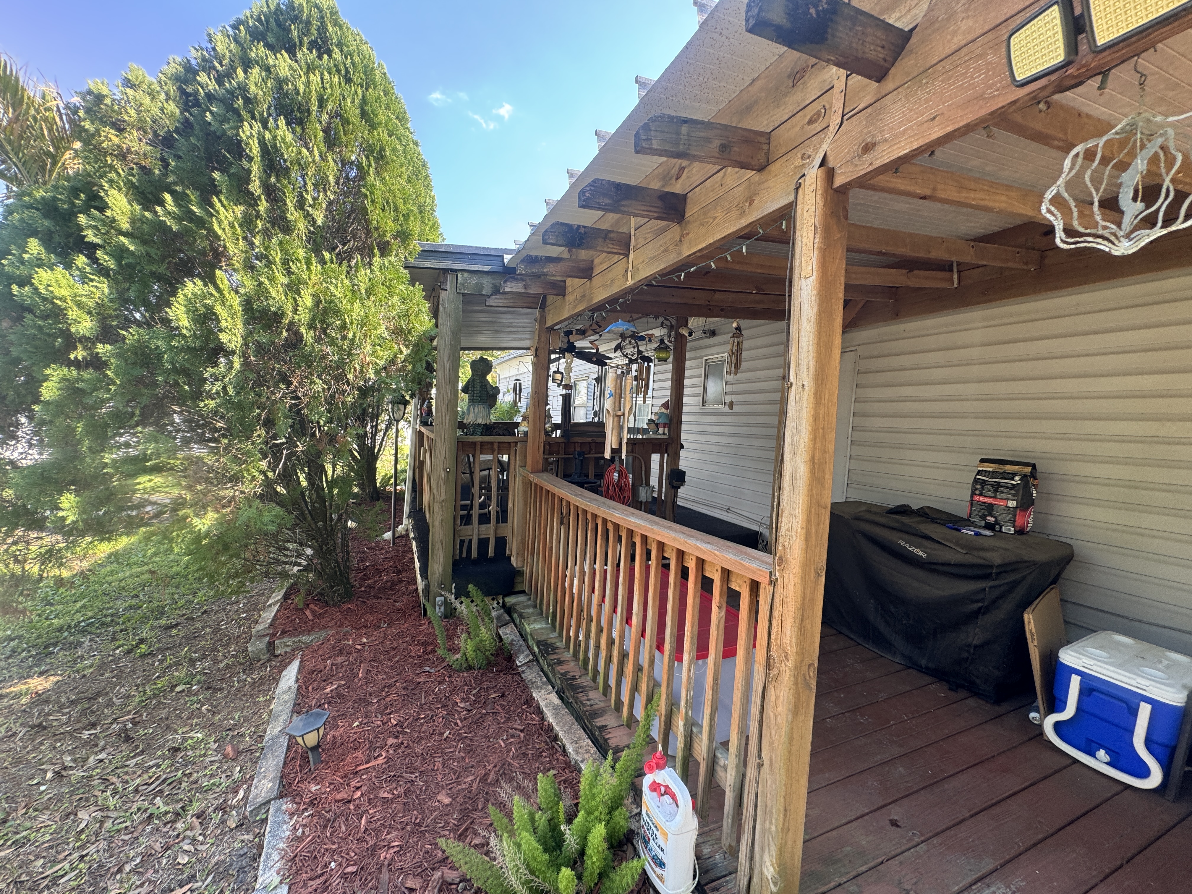 5518 Whistling Tree Lane, Bradenton, Florida 34222, 2 Bedrooms Bedrooms, ,1.5 BathroomsBathrooms,55-Plus Mobile Home,For Sale,Whistling Tree Lane,4718