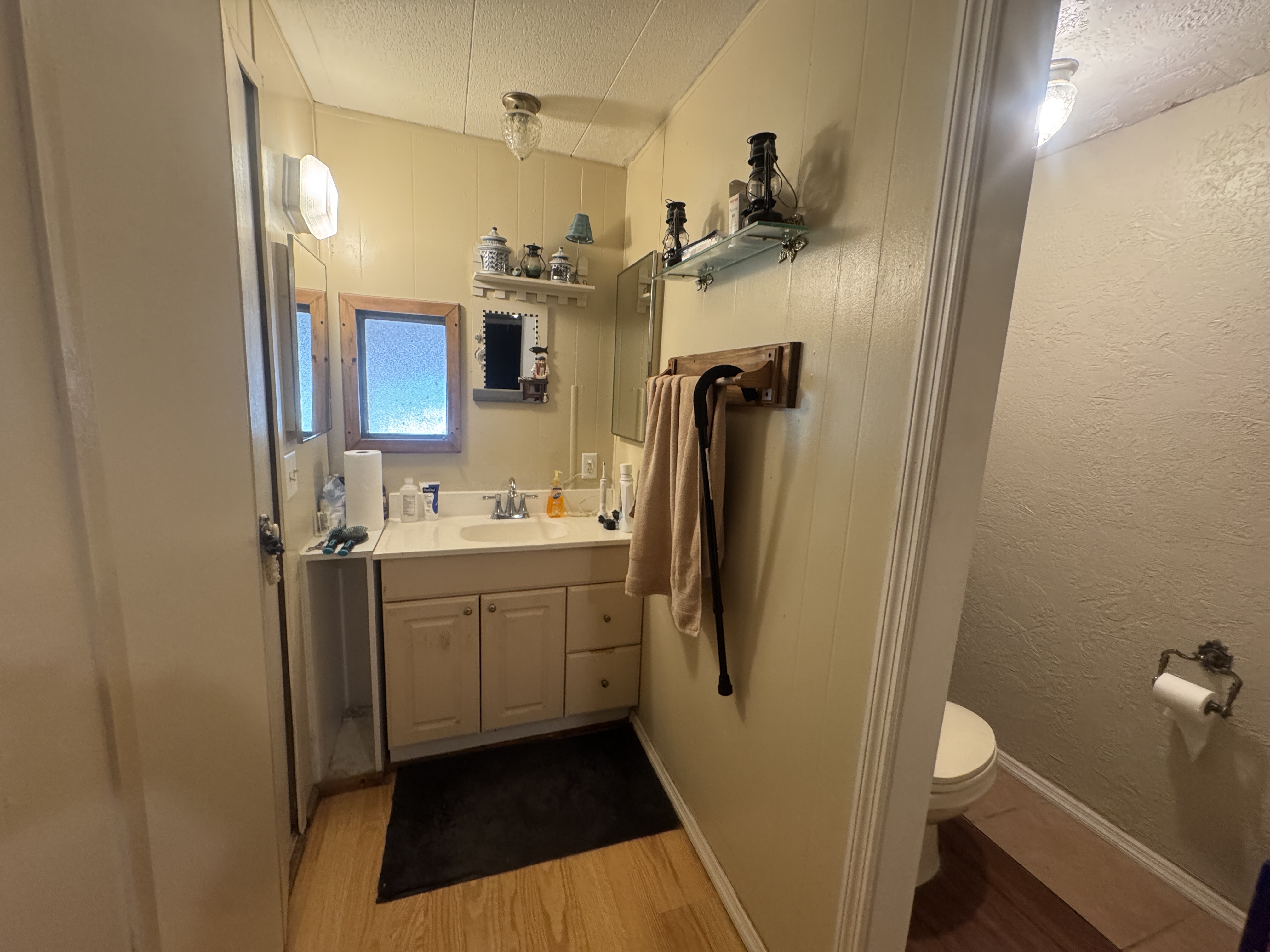 5518 Whistling Tree Lane, Bradenton, Florida 34222, 2 Bedrooms Bedrooms, ,1.5 BathroomsBathrooms,55-Plus Mobile Home,For Sale,Whistling Tree Lane,4718