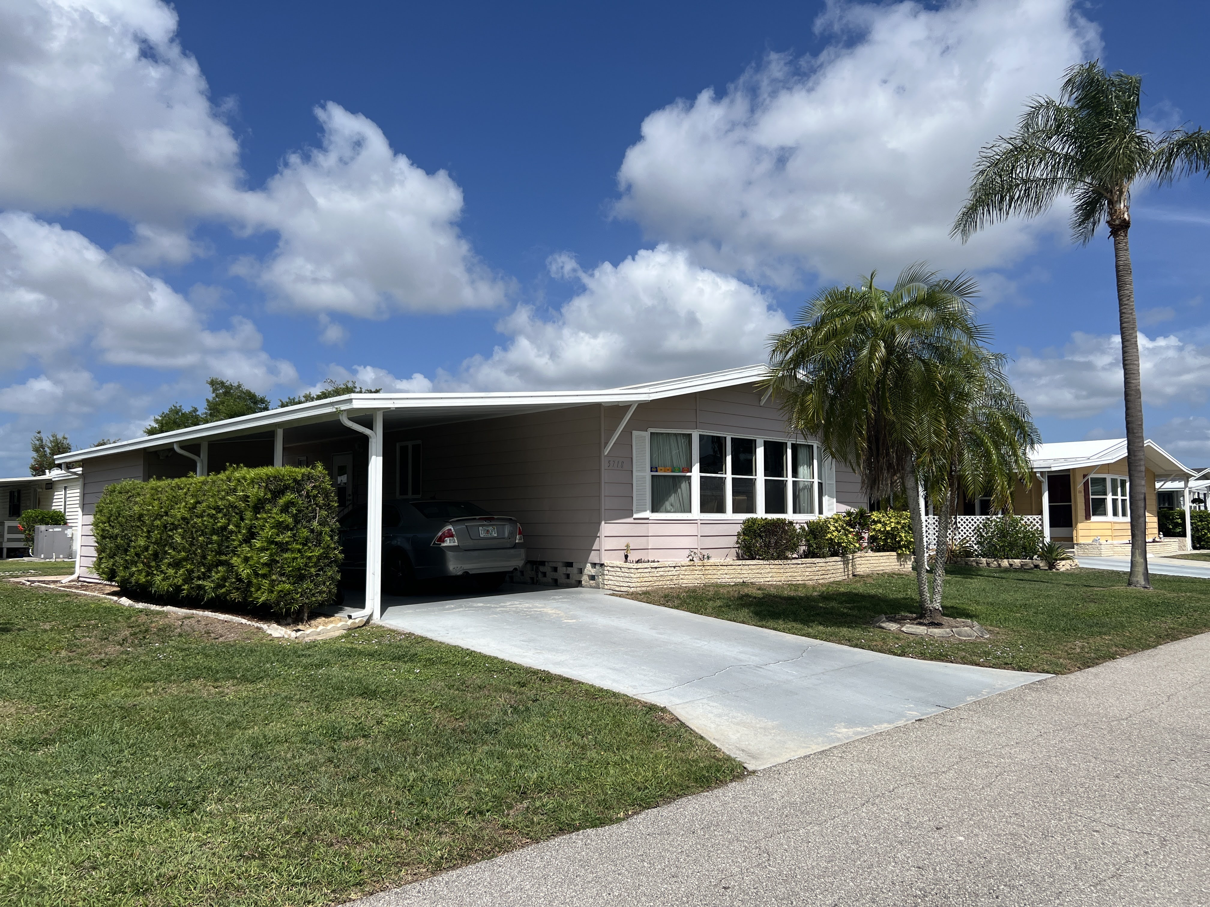 5718 Seven Oaks Dr, Lot 83, Sarasota, Florida 34241, 2 Bedrooms Bedrooms, ,2 BathroomsBathrooms,55-Plus Mobile Home,For Sale,Seven Oaks Dr, Lot 83,4722