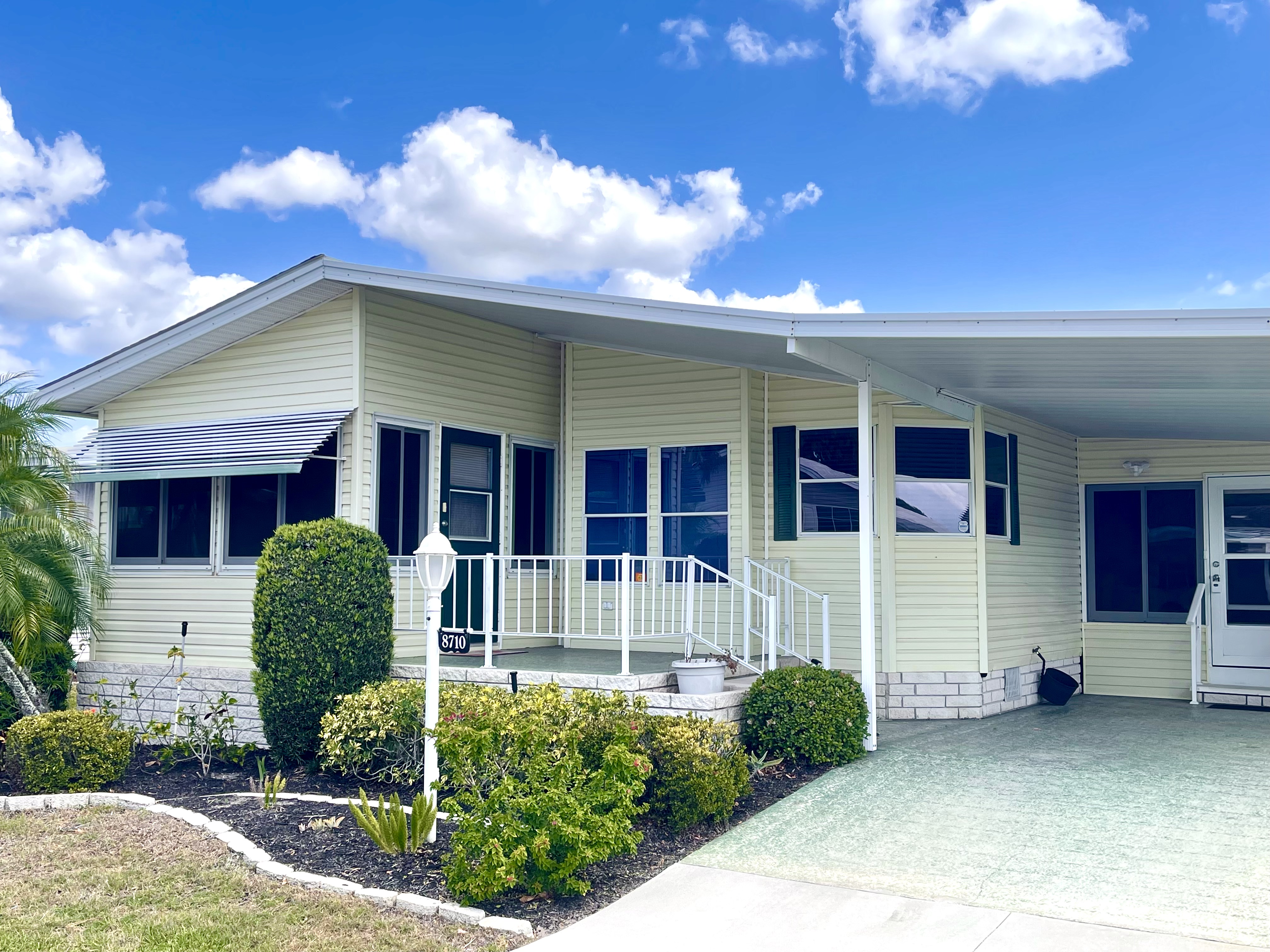 8710 26th Ave E, Palmetto, Florida 34221, 2 Bedrooms Bedrooms, ,2 BathroomsBathrooms,55-Plus Mobile Home,For Sale,26th Ave E,4725