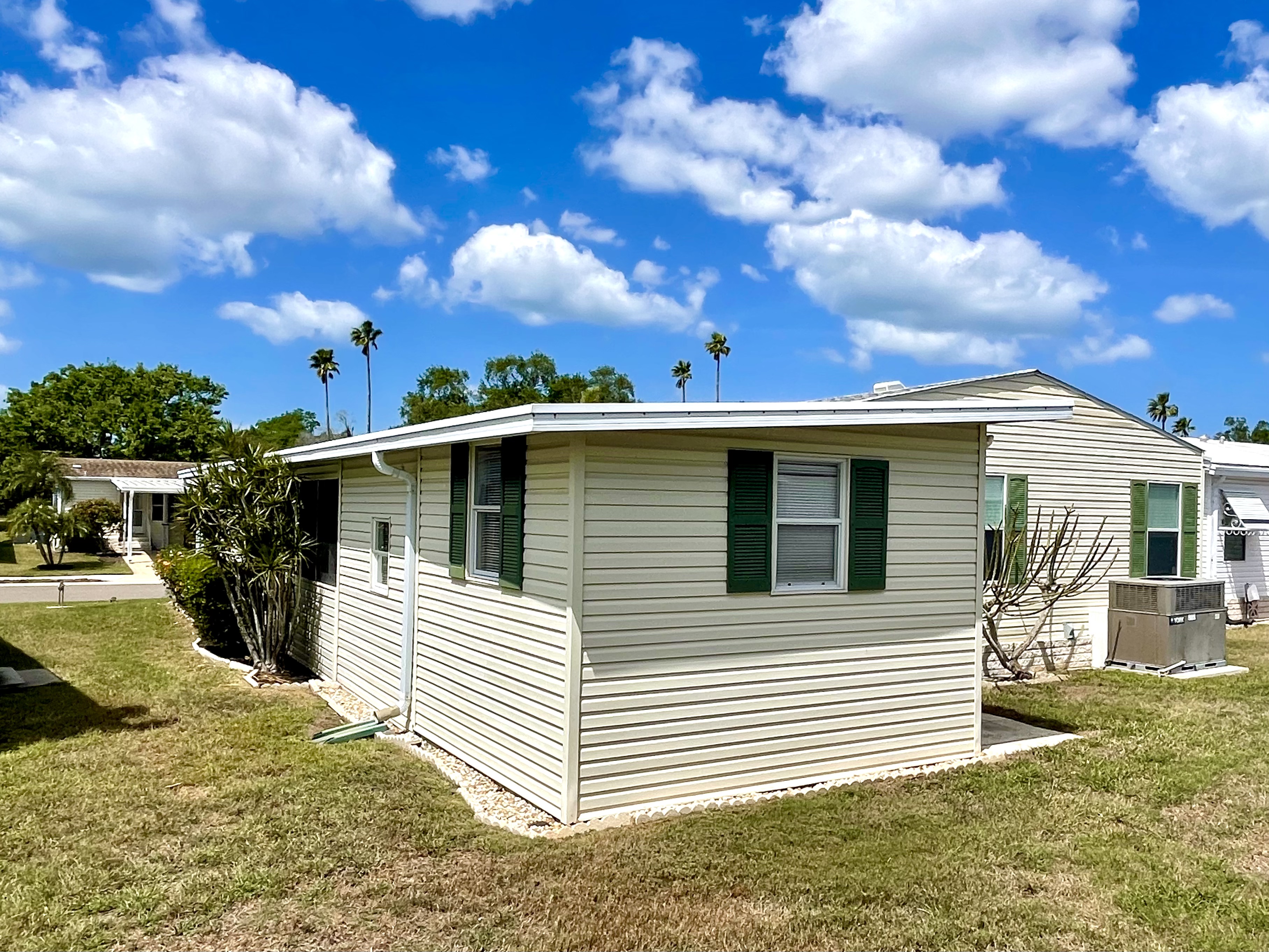 8710 26th Ave E, Palmetto, Florida 34221, 2 Bedrooms Bedrooms, ,2 BathroomsBathrooms,55-Plus Mobile Home,For Sale,26th Ave E,4725