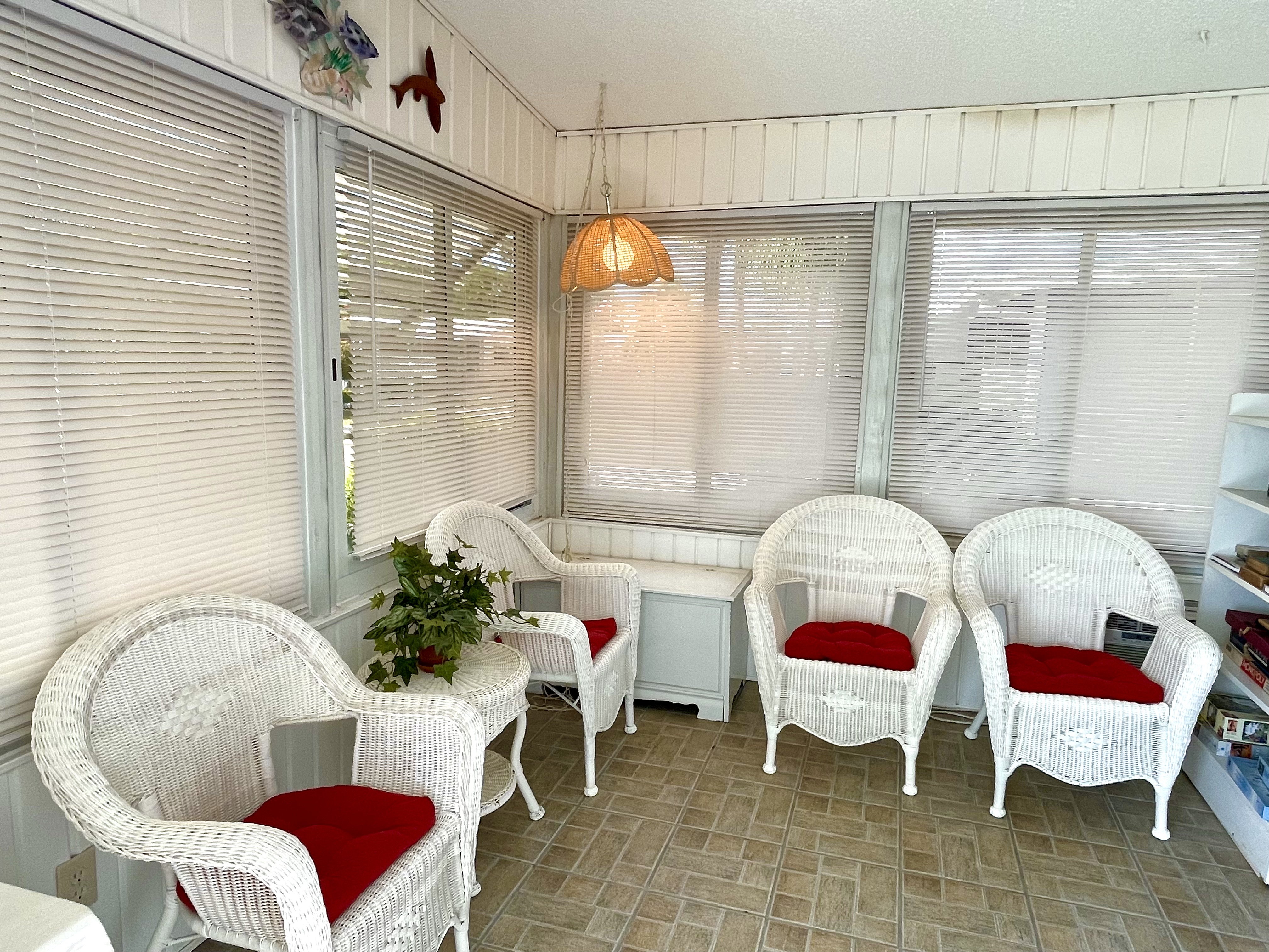 8710 26th Ave E, Palmetto, Florida 34221, 2 Bedrooms Bedrooms, ,2 BathroomsBathrooms,55-Plus Mobile Home,For Sale,26th Ave E,4725