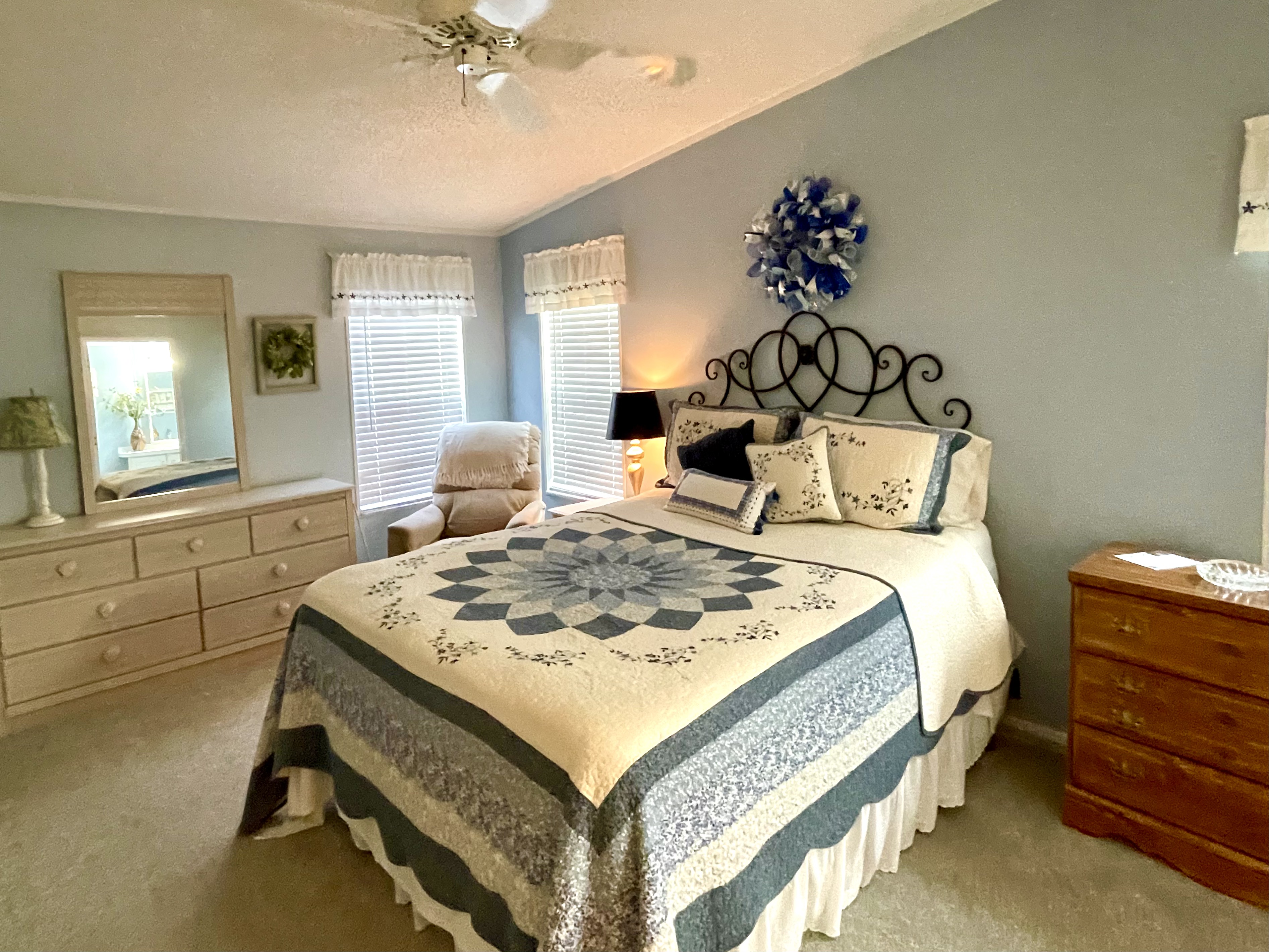 8710 26th Ave E, Palmetto, Florida 34221, 2 Bedrooms Bedrooms, ,2 BathroomsBathrooms,55-Plus Mobile Home,For Sale,26th Ave E,4725