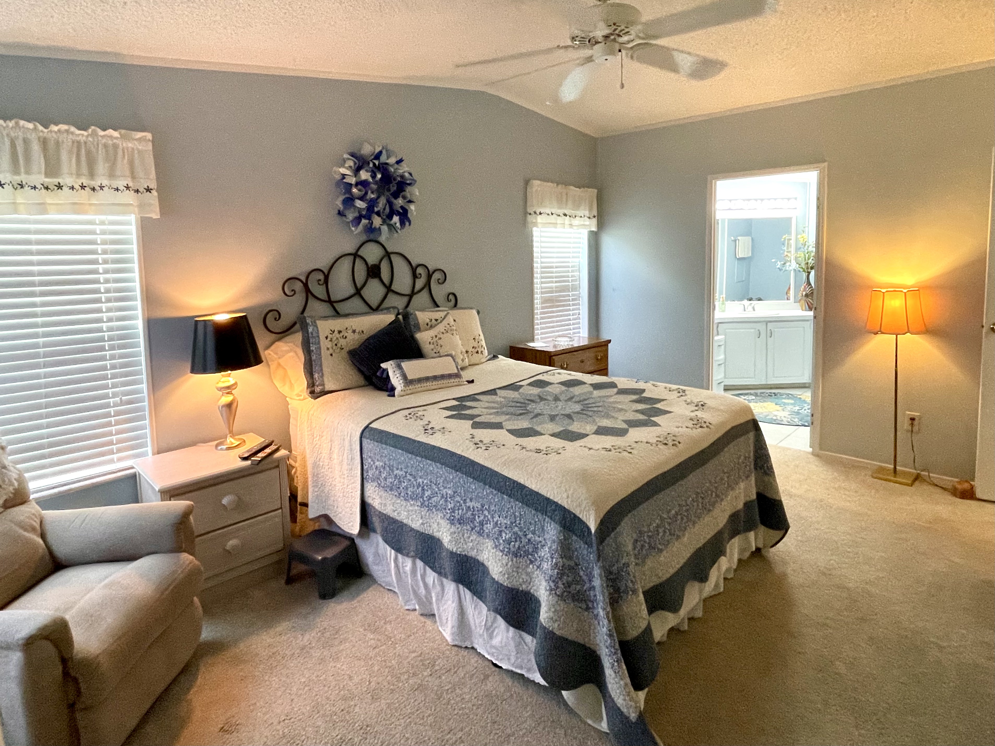 8710 26th Ave E, Palmetto, Florida 34221, 2 Bedrooms Bedrooms, ,2 BathroomsBathrooms,55-Plus Mobile Home,For Sale,26th Ave E,4725