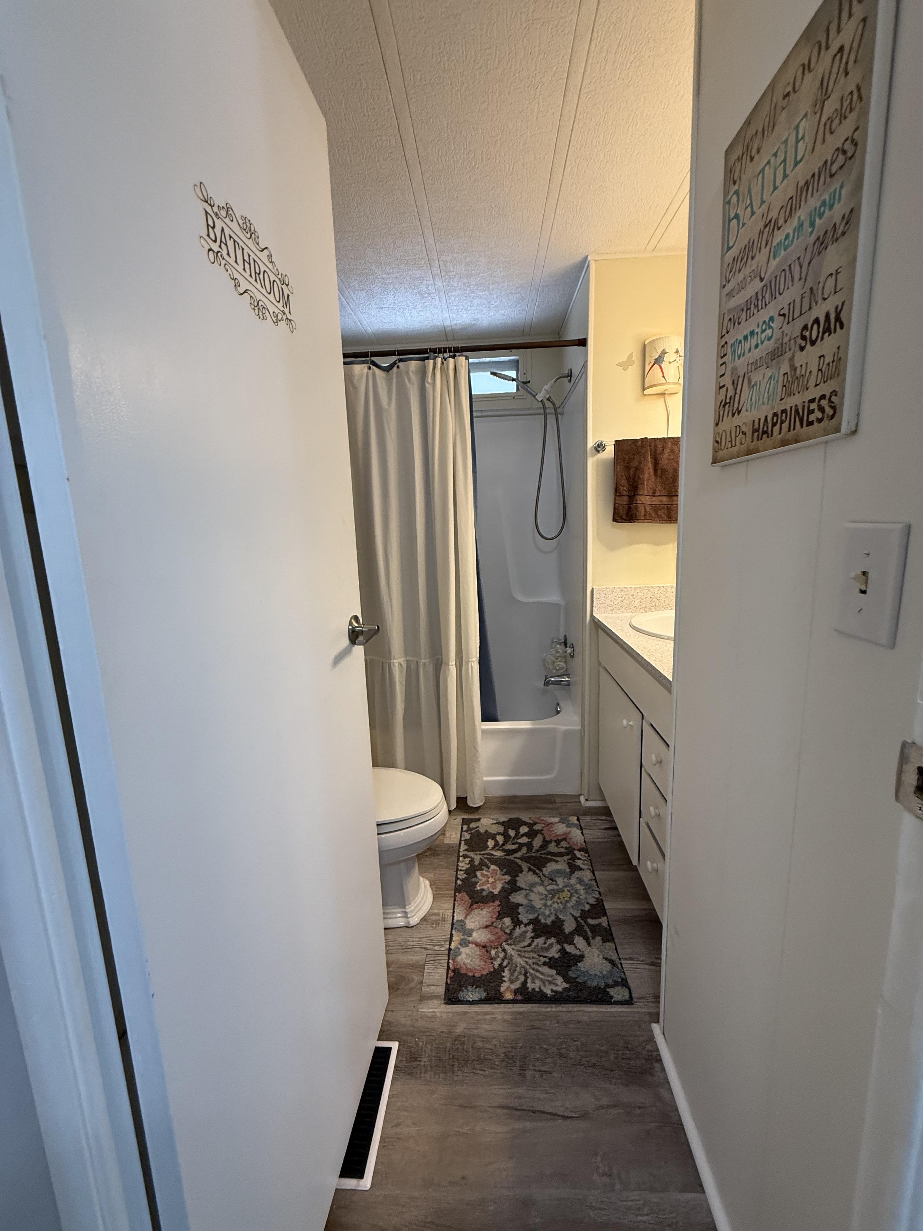 15666 49th St N, Lot 1035, Clearwater, Florida 33762, 2 Bedrooms Bedrooms, ,2 BathroomsBathrooms,55-Plus Mobile Home,For Sale,49th St N, Lot 1035,4728