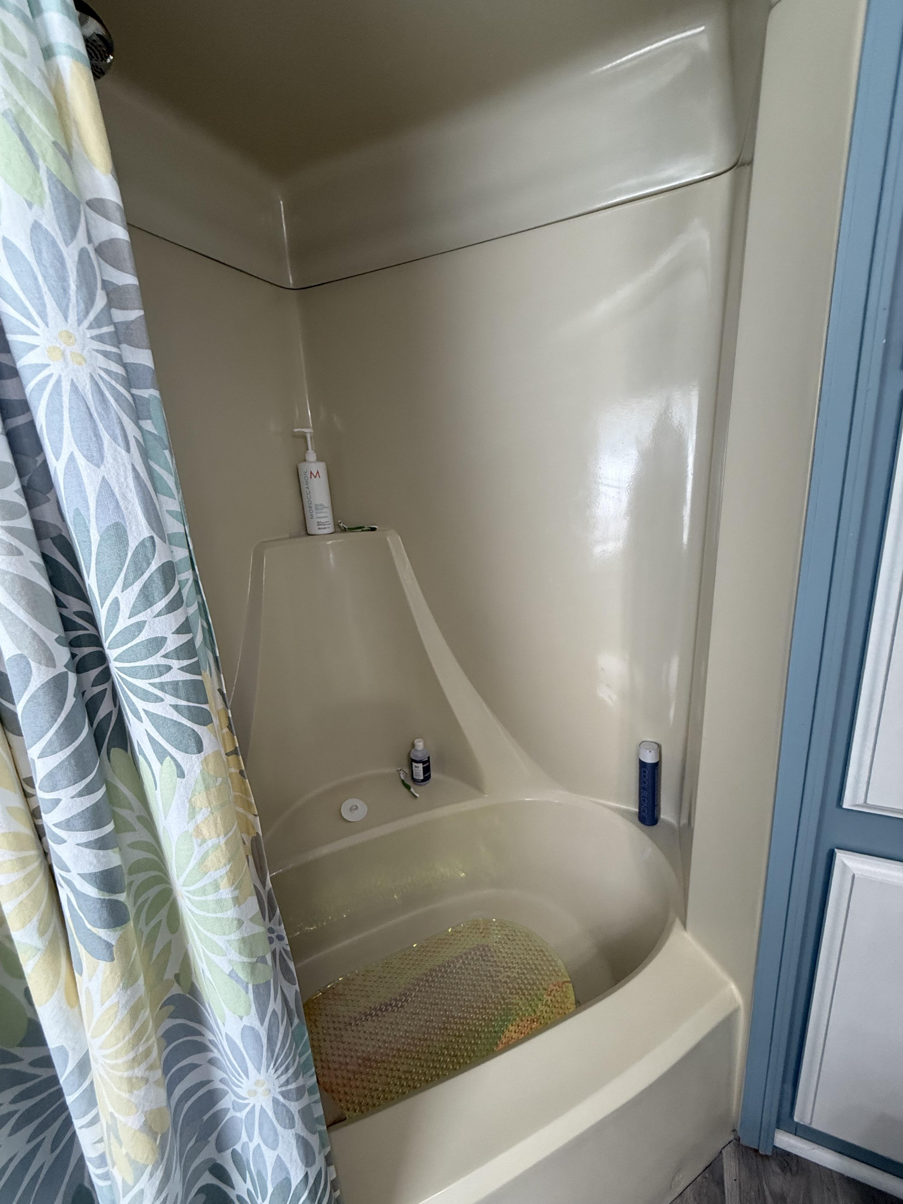 15666 49th St N, Lot 1035, Clearwater, Florida 33762, 2 Bedrooms Bedrooms, ,2 BathroomsBathrooms,55-Plus Mobile Home,For Sale,49th St N, Lot 1035,4728