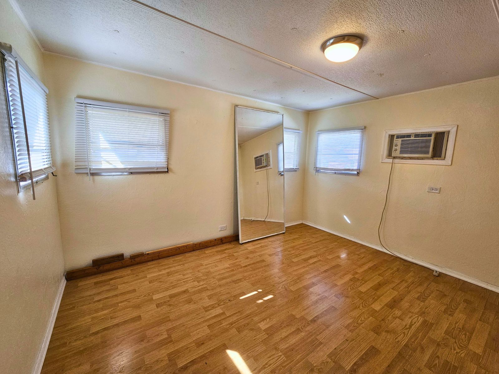 3701 14th Street West, Lot 24, Bradenton, Florida 34205, 2 Bedrooms Bedrooms, ,1 BathroomBathrooms,55-Plus Mobile Home,For Sale,14th Street West, Lot 24,4730