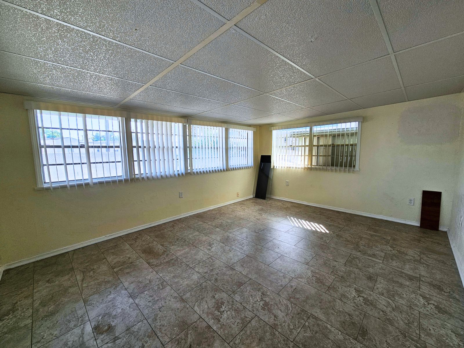 3701 14th Street West, Lot 24, Bradenton, Florida 34205, 2 Bedrooms Bedrooms, ,1 BathroomBathrooms,55-Plus Mobile Home,For Sale,14th Street West, Lot 24,4730