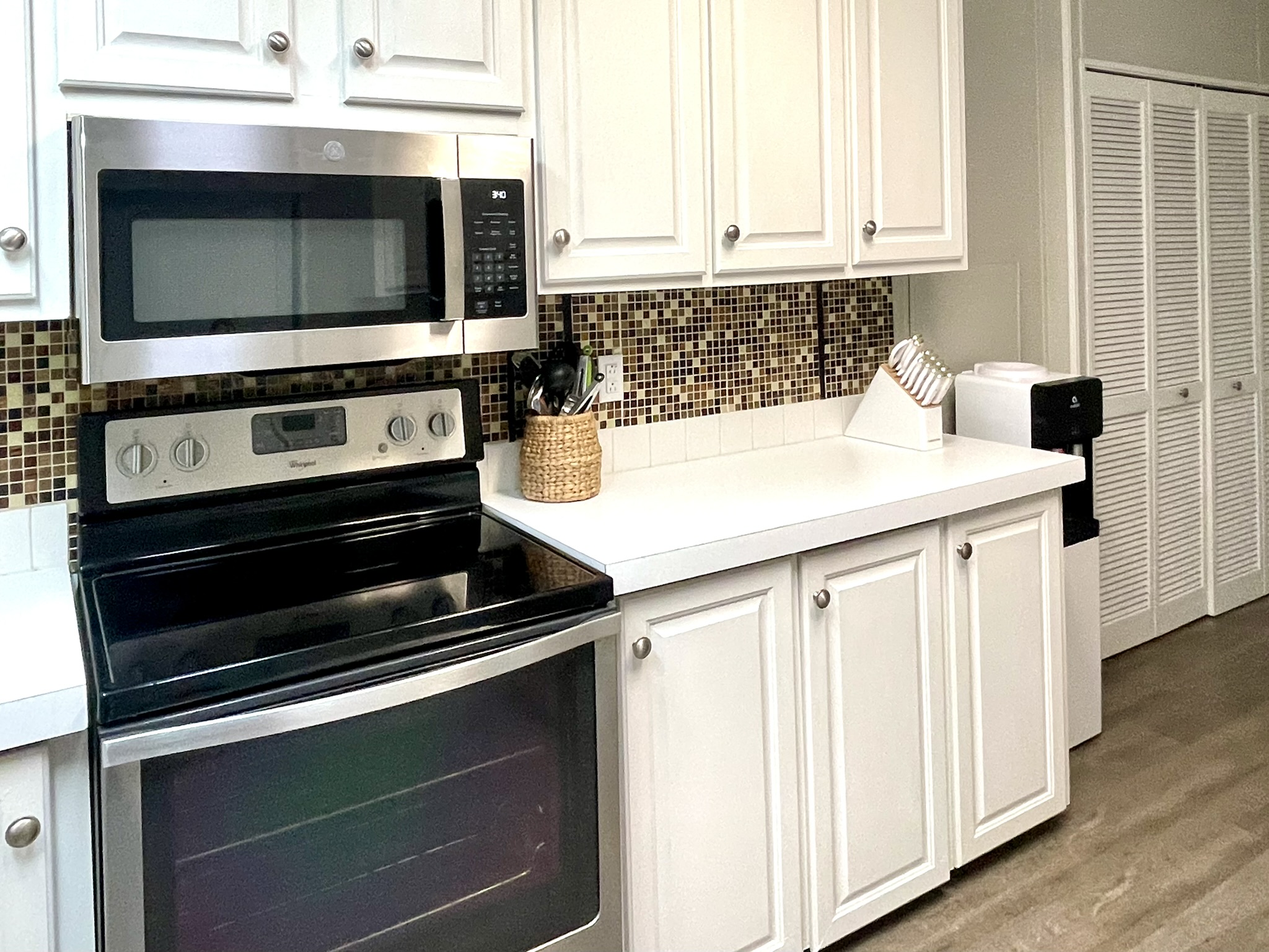 8704 27th Ave E, Palmetto, Florida 34221, 3 Bedrooms Bedrooms, ,2 BathroomsBathrooms,55-Plus Mobile Home,For Sale,27th Ave E,4732