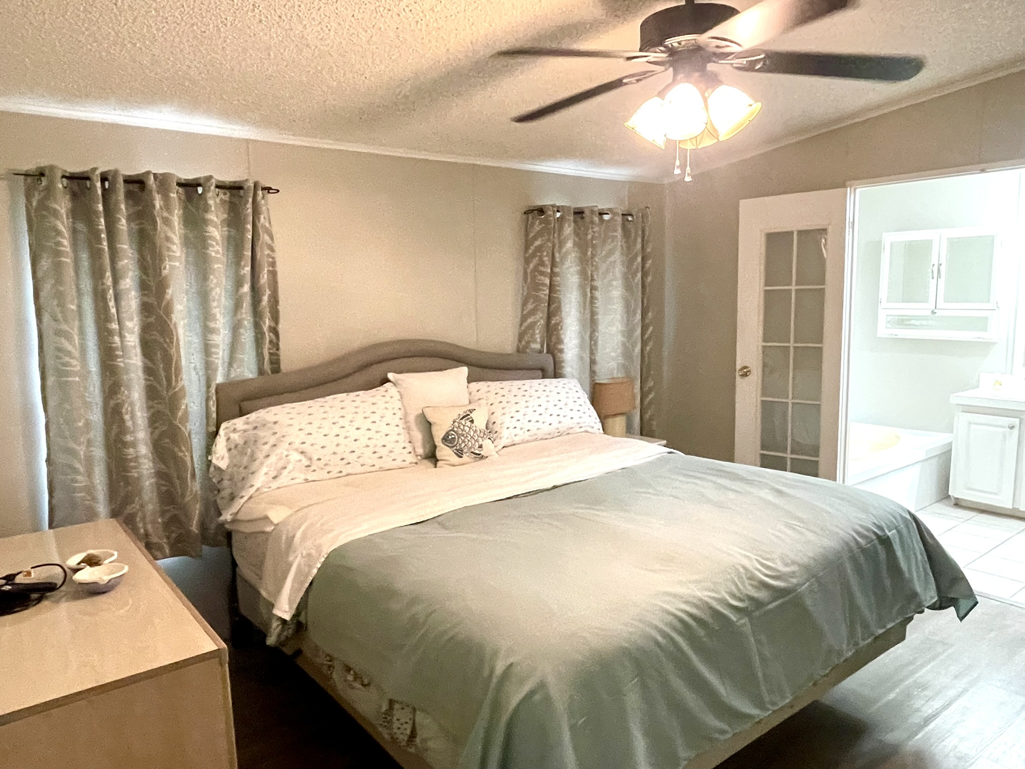 8704 27th Ave E, Palmetto, Florida 34221, 3 Bedrooms Bedrooms, ,2 BathroomsBathrooms,55-Plus Mobile Home,For Sale,27th Ave E,4732