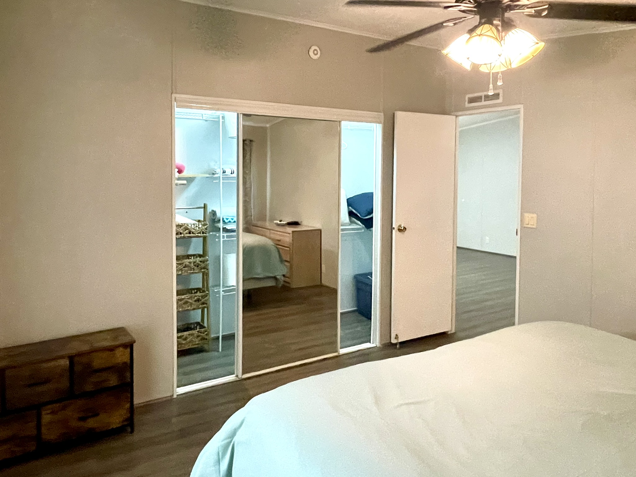 8704 27th Ave E, Palmetto, Florida 34221, 3 Bedrooms Bedrooms, ,2 BathroomsBathrooms,55-Plus Mobile Home,For Sale,27th Ave E,4732