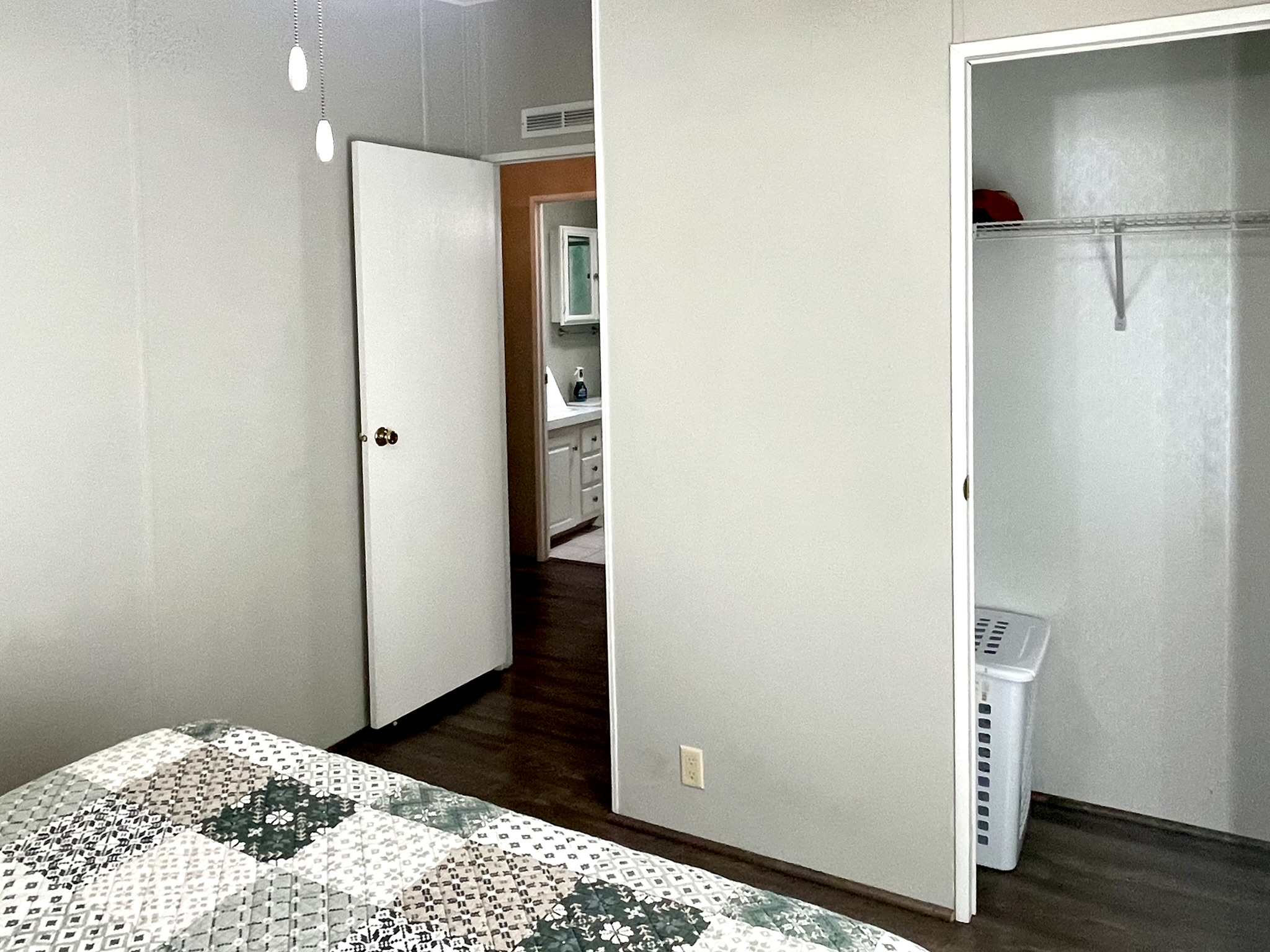 8704 27th Ave E, Palmetto, Florida 34221, 3 Bedrooms Bedrooms, ,2 BathroomsBathrooms,55-Plus Mobile Home,For Sale,27th Ave E,4732