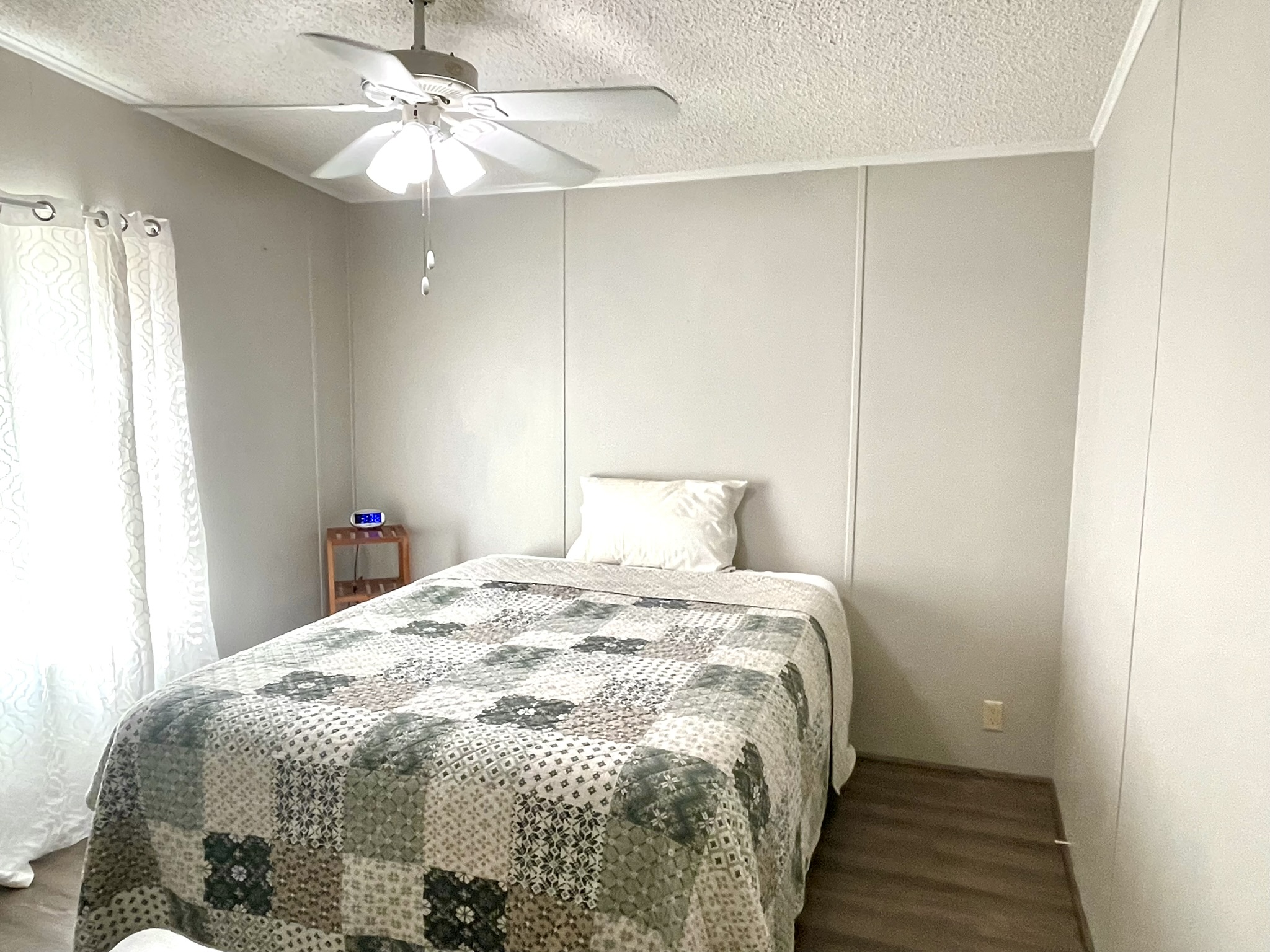 8704 27th Ave E, Palmetto, Florida 34221, 3 Bedrooms Bedrooms, ,2 BathroomsBathrooms,55-Plus Mobile Home,For Sale,27th Ave E,4732