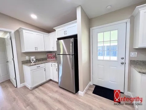 2934 Cimarron Cove, Sarasota, Florida 34234, 2 Bedrooms Bedrooms, ,2 BathroomsBathrooms,55-Plus Mobile Home,For Sale,Cimarron Cove,4737