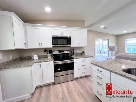 2934 Cimarron Cove, Sarasota, Florida 34234, 2 Bedrooms Bedrooms, ,2 BathroomsBathrooms,55-Plus Mobile Home,For Sale,Cimarron Cove,4737
