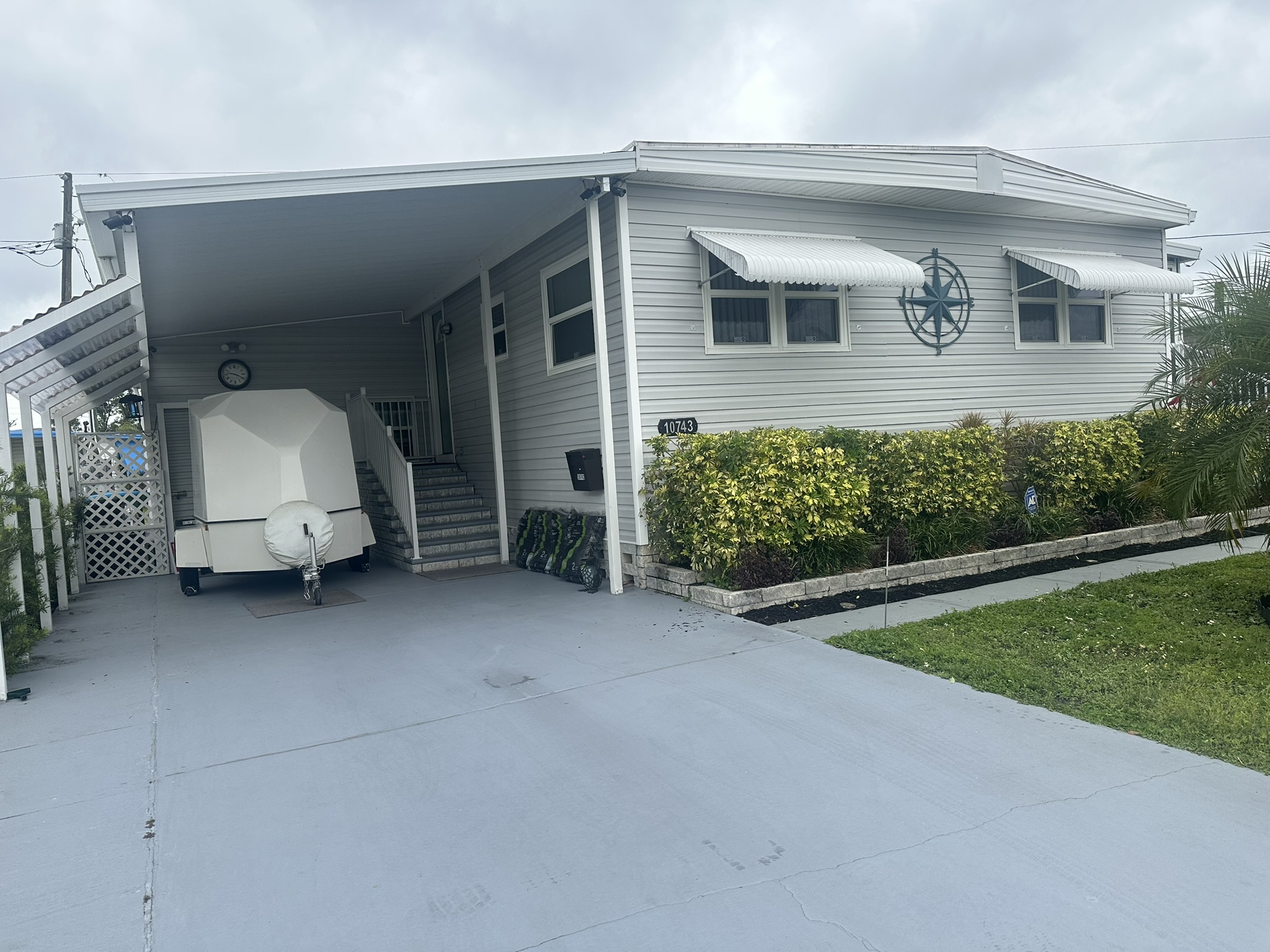 10743 1st Way N, St Petersburg, Florida 33716, 2 Bedrooms Bedrooms, ,2 BathroomsBathrooms,55-Plus Mobile Home,For Sale,1st Way N,4743