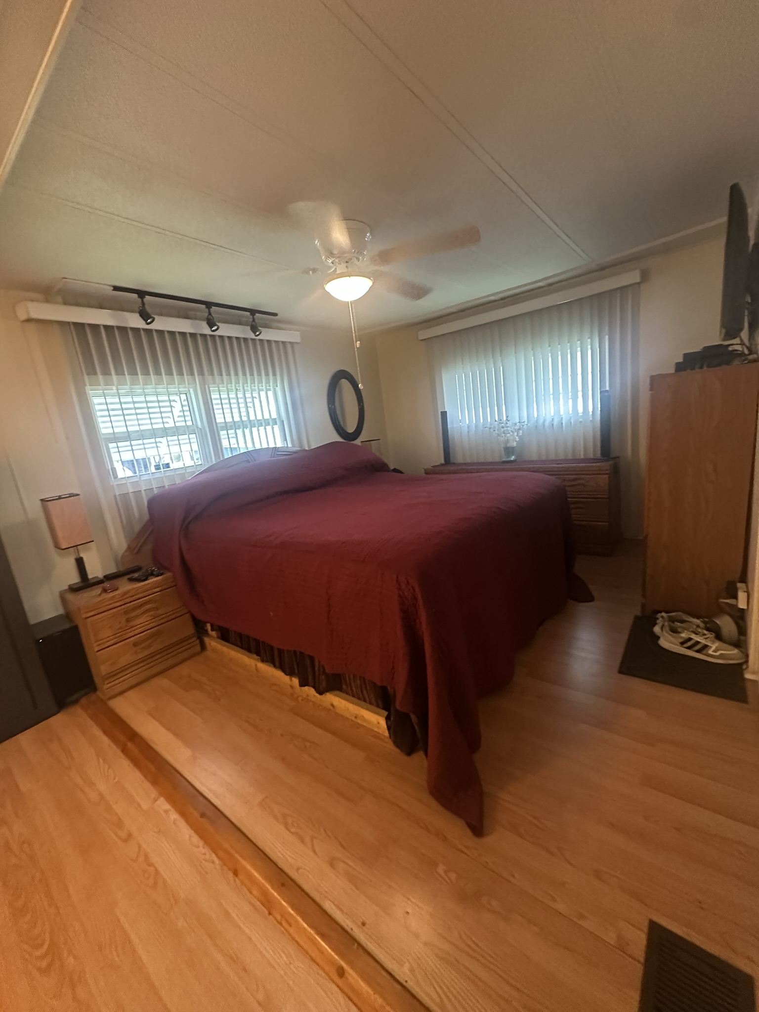 10743 1st Way N, St Petersburg, Florida 33716, 2 Bedrooms Bedrooms, ,2 BathroomsBathrooms,55-Plus Mobile Home,For Sale,1st Way N,4743