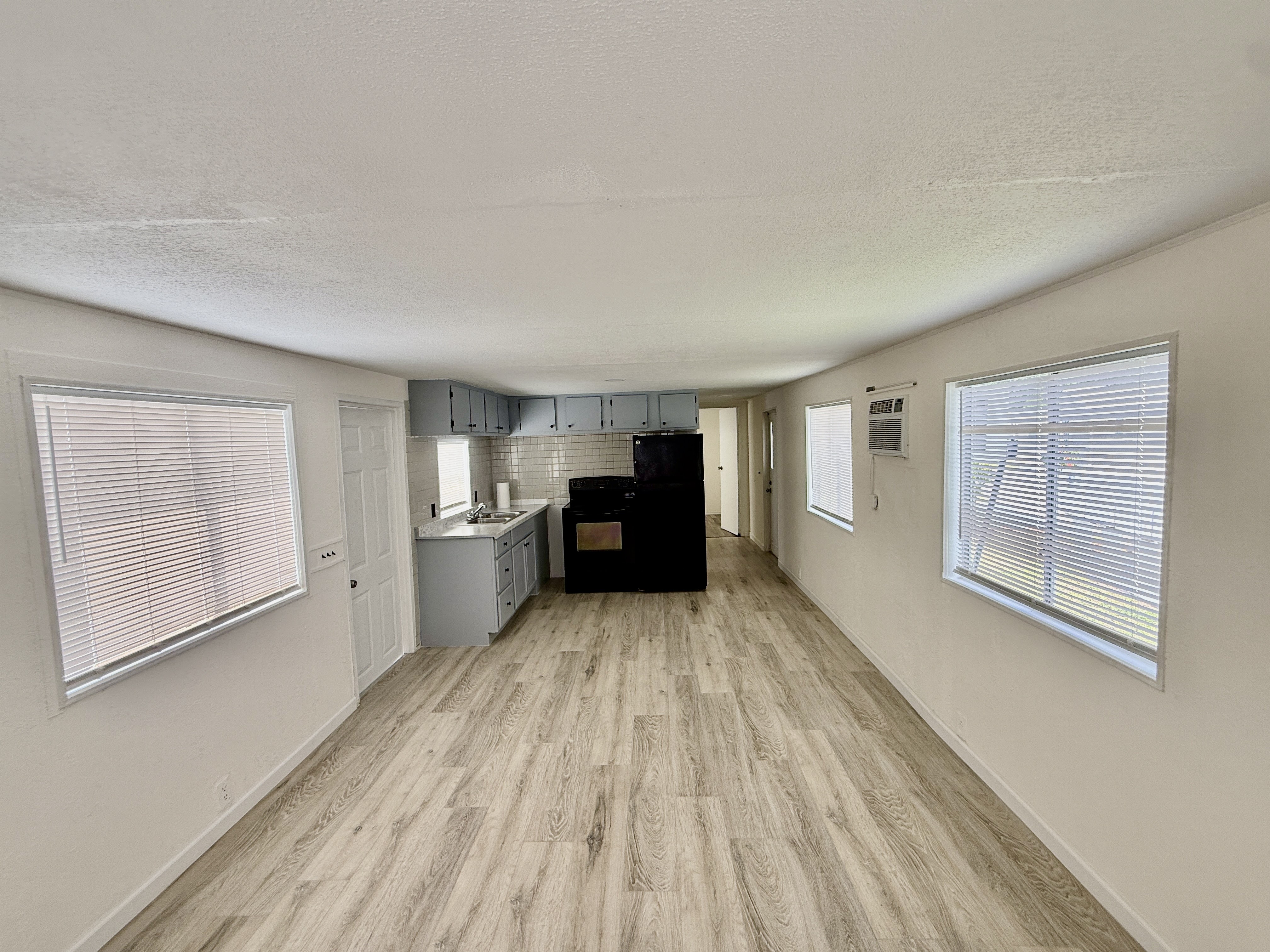 9204 66th St N, Lot 37, Pinellas Park, Florida 33782, 1 Bedroom Bedrooms, ,1 BathroomBathrooms,All - Age Mobile Home,For Sale,66th St N, Lot 37,4744