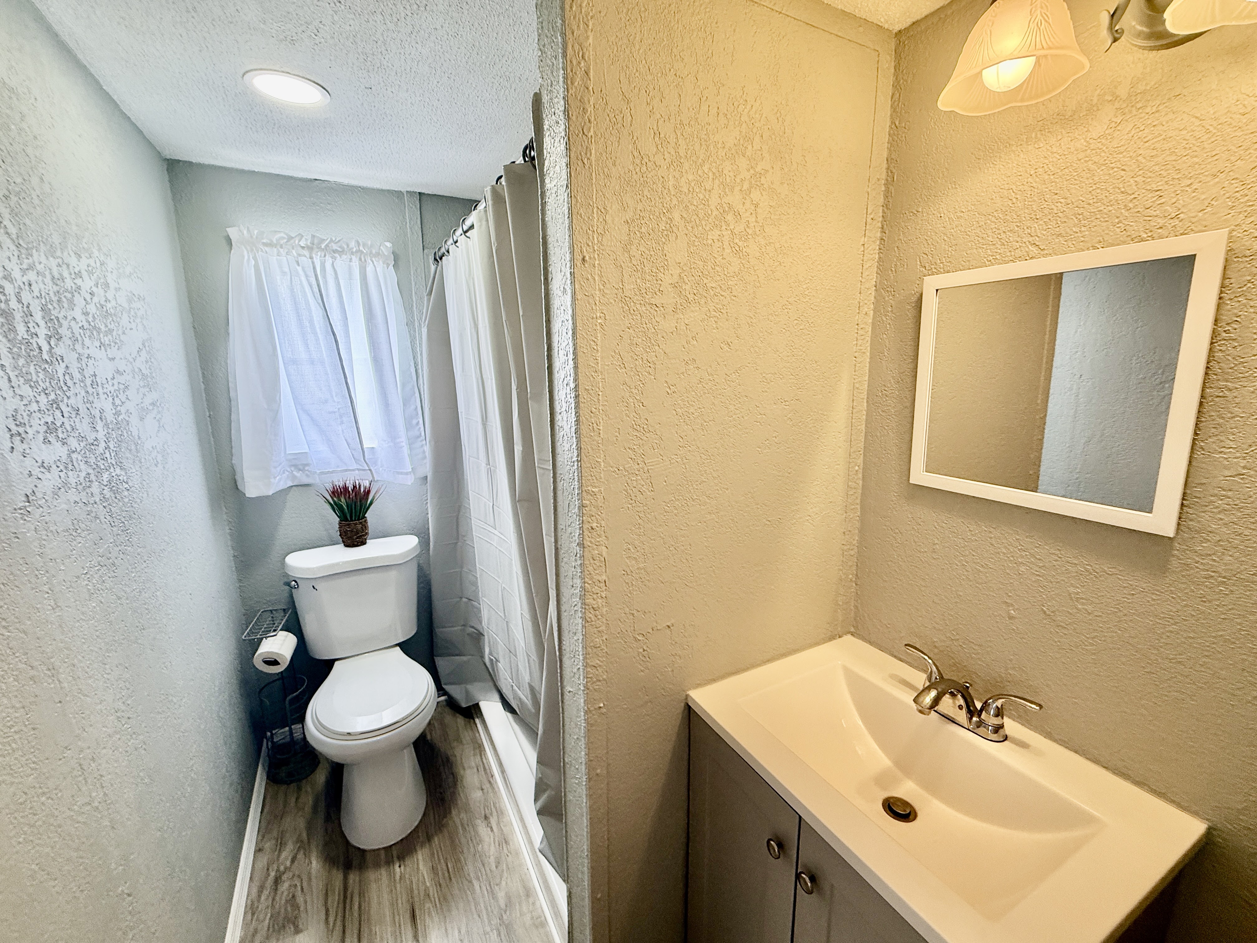 9204 66th St N, Lot 37, Pinellas Park, Florida 33782, 1 Bedroom Bedrooms, ,1 BathroomBathrooms,All - Age Mobile Home,For Sale,66th St N, Lot 37,4744