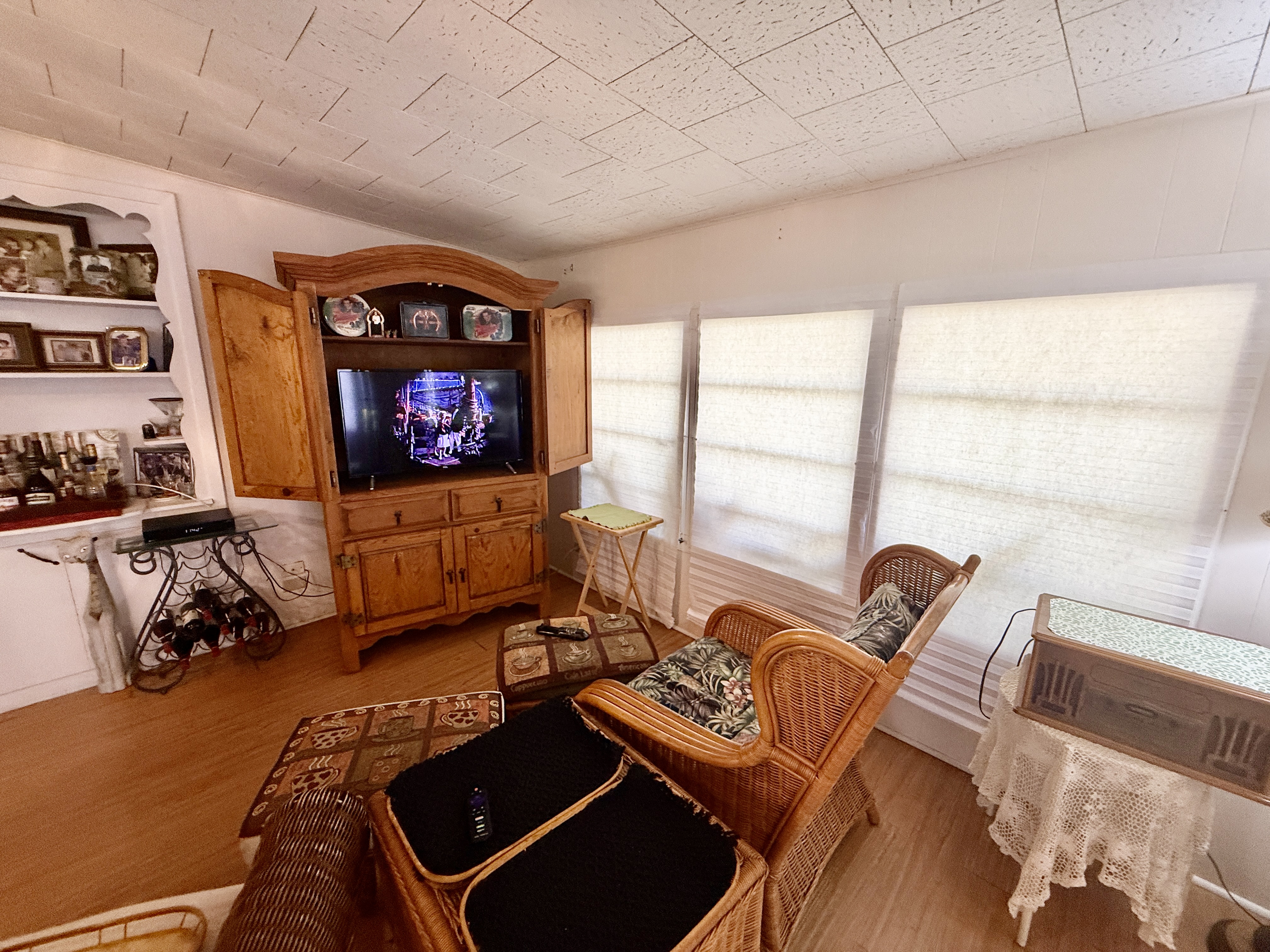 2419 Gulf to Bay Blvd, Lot 1223, Clearwater, Florida 33705, 2 Bedrooms Bedrooms, ,1.5 BathroomsBathrooms,55-Plus Mobile Home,For Sale,Gulf to Bay Blvd, Lot 1223,4749